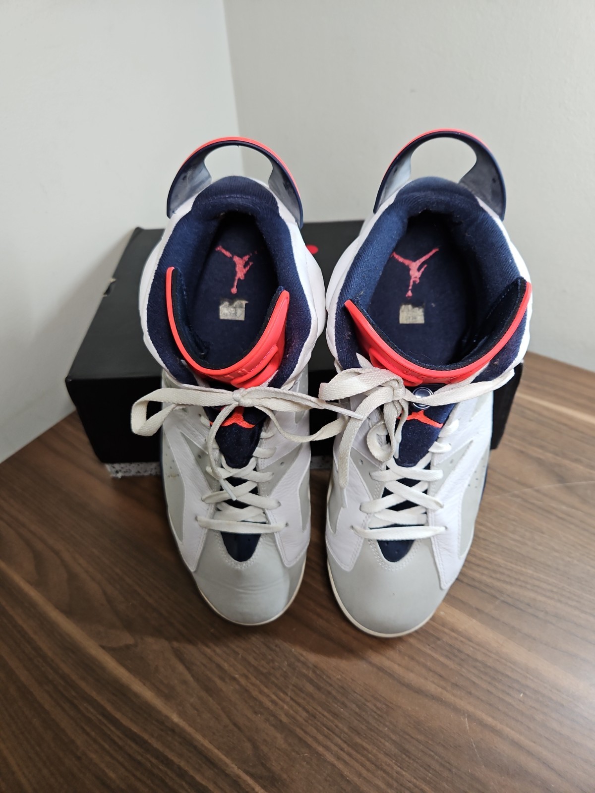 Size 13 – Nike Air Jordan 6 Retro Tinker 384664-104 Men’s Preowned Men’s