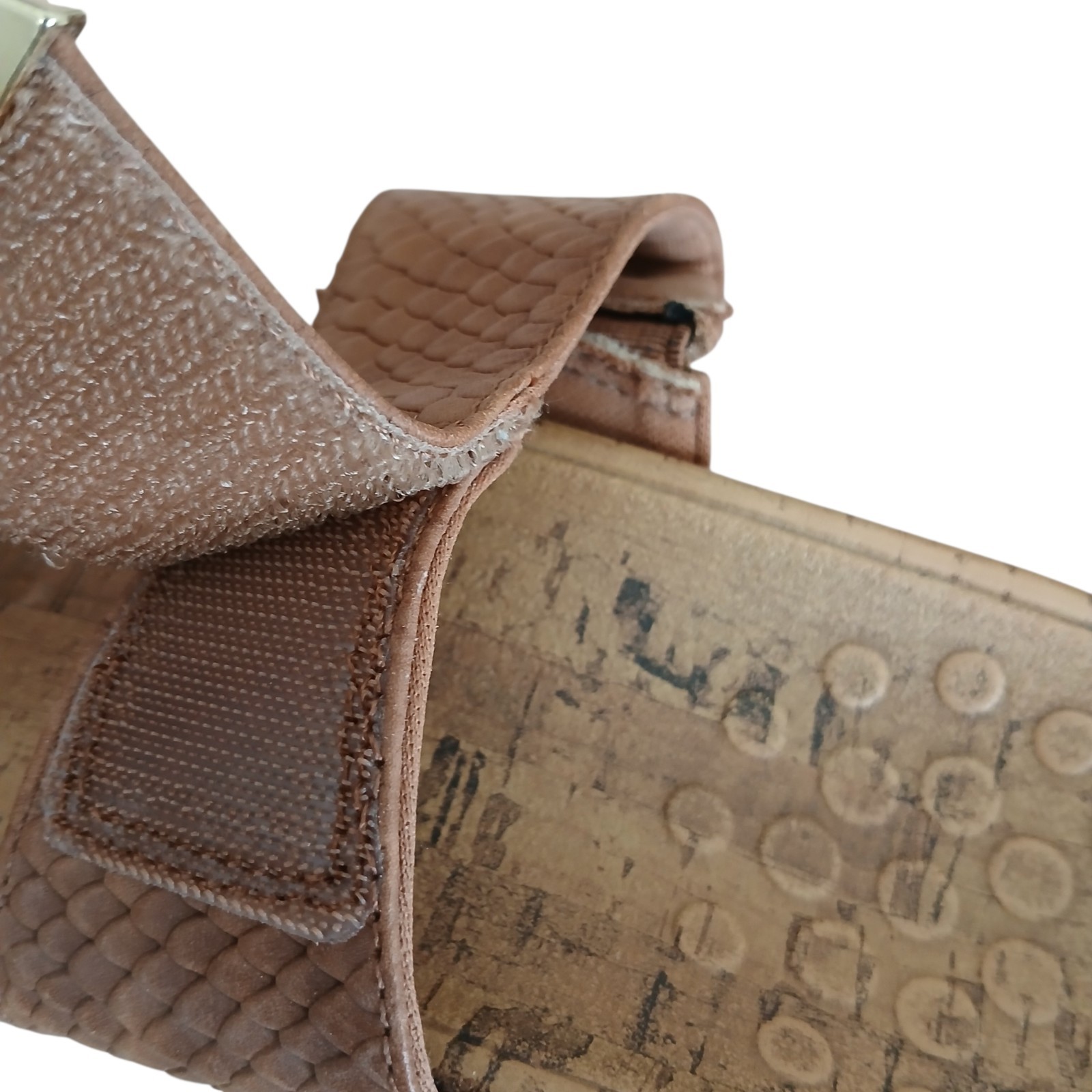 VIONIC Pepper Wedge Snakeskin Embossed Leather Sandals Women’s 8 Tan Comfort