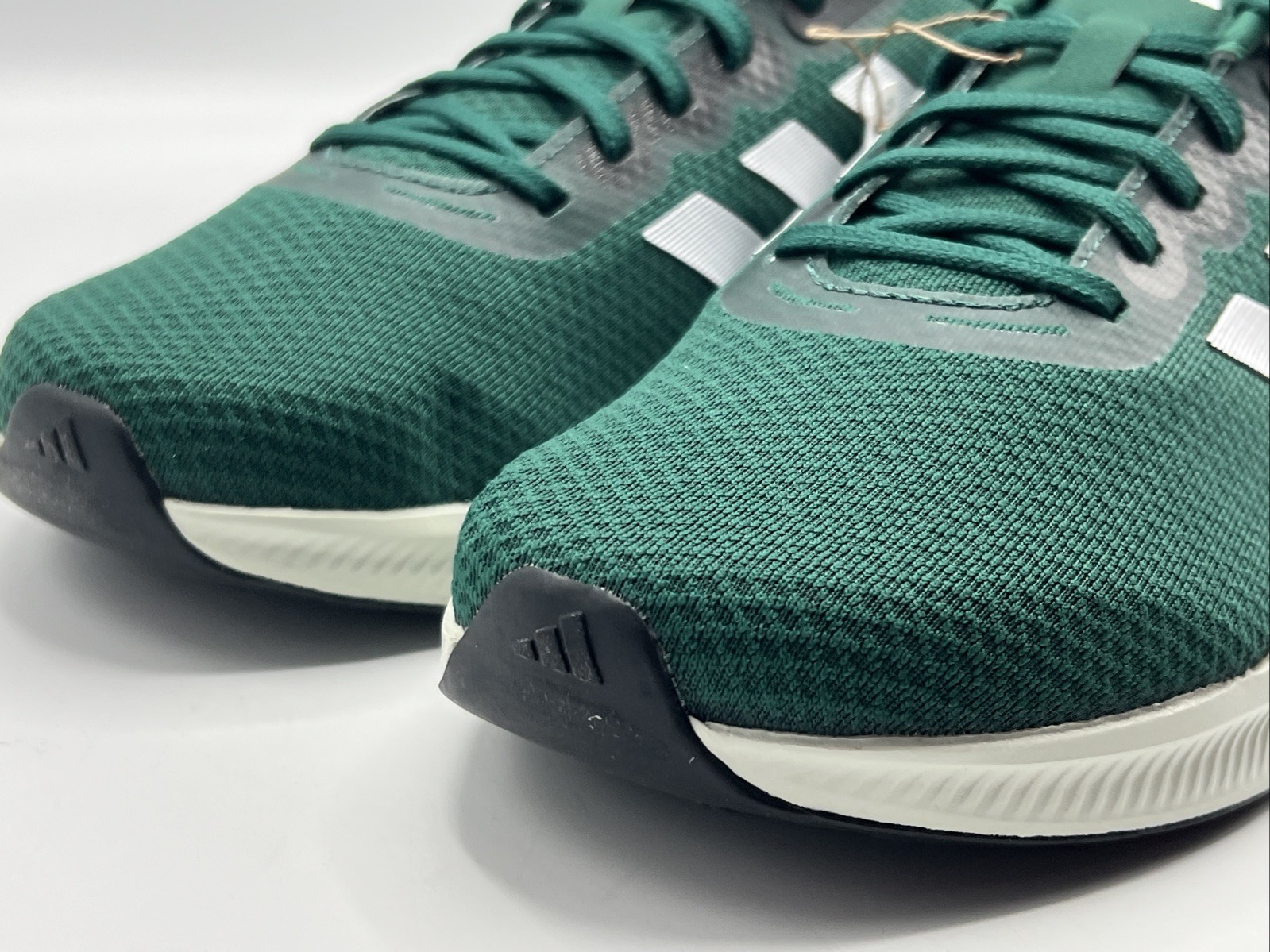 Adidas Run Falcon 3.0 Men’s Size 10 Running Shoes Green White Sneakers New