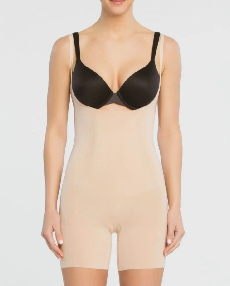 SPANX Sculpt Sz M OnCore Open Bust Mid Thigh Bodysuit Nude Slimming Shapewear