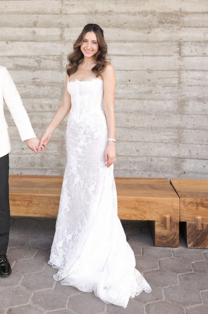 Custom Netta BenShabu Holland Inspired Wedding Dress + Overskirt & Veil Size 4