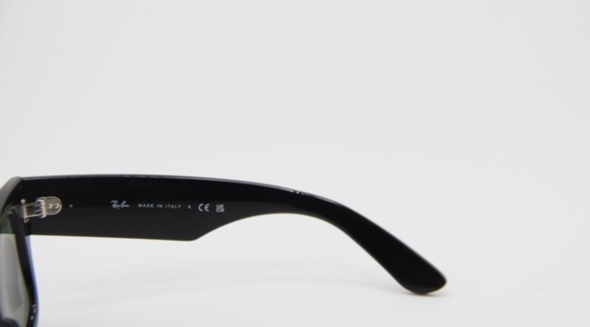 Ray-Ban Mega Wayfarer Rb0840s 901/31 52-21 Sunglasses Black Frame Green Lenses