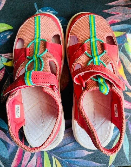 Slightly Used Columbia Women Sz 8+ Eur39 Omni Grip Sandals Closed Toe Water/Hike