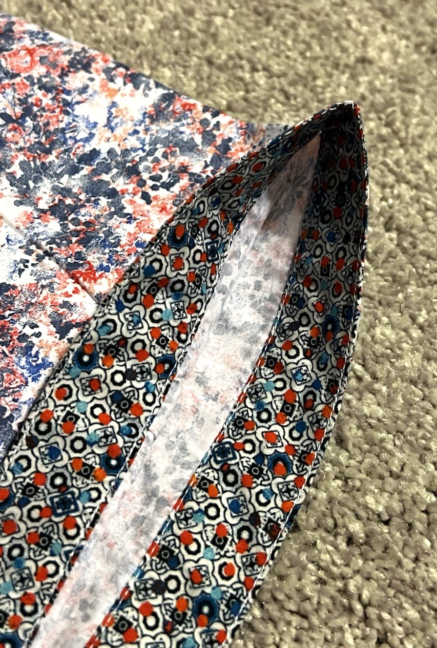 ROBERT GRAHAM Button Up Front Short Sleeve Shirt HAAS Floral Print CLASSIC Sz LG