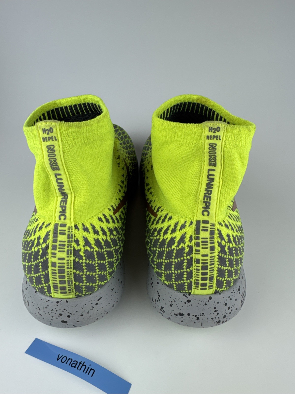 Nike LunarEpic Flyknit Shield Men’s Volt/Gray Sneaker 849664-700