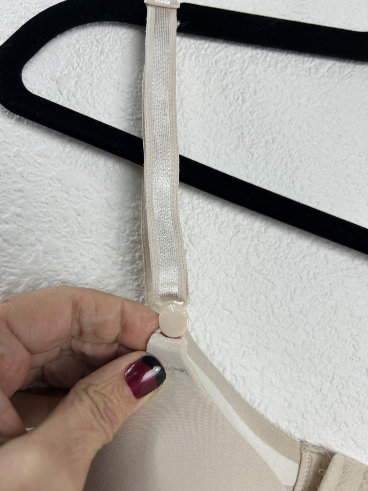 Warner’s Bra Size 34C No Side Effects Underwire Contour RB5781A Beige
