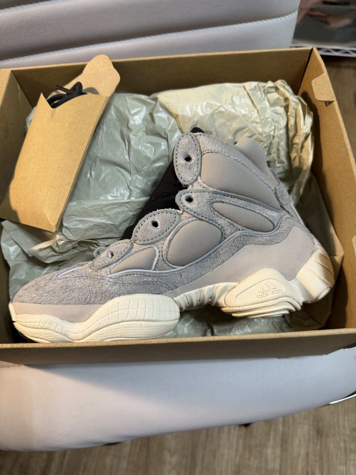 Size 5 – Yeezy 500 High Mist Stone