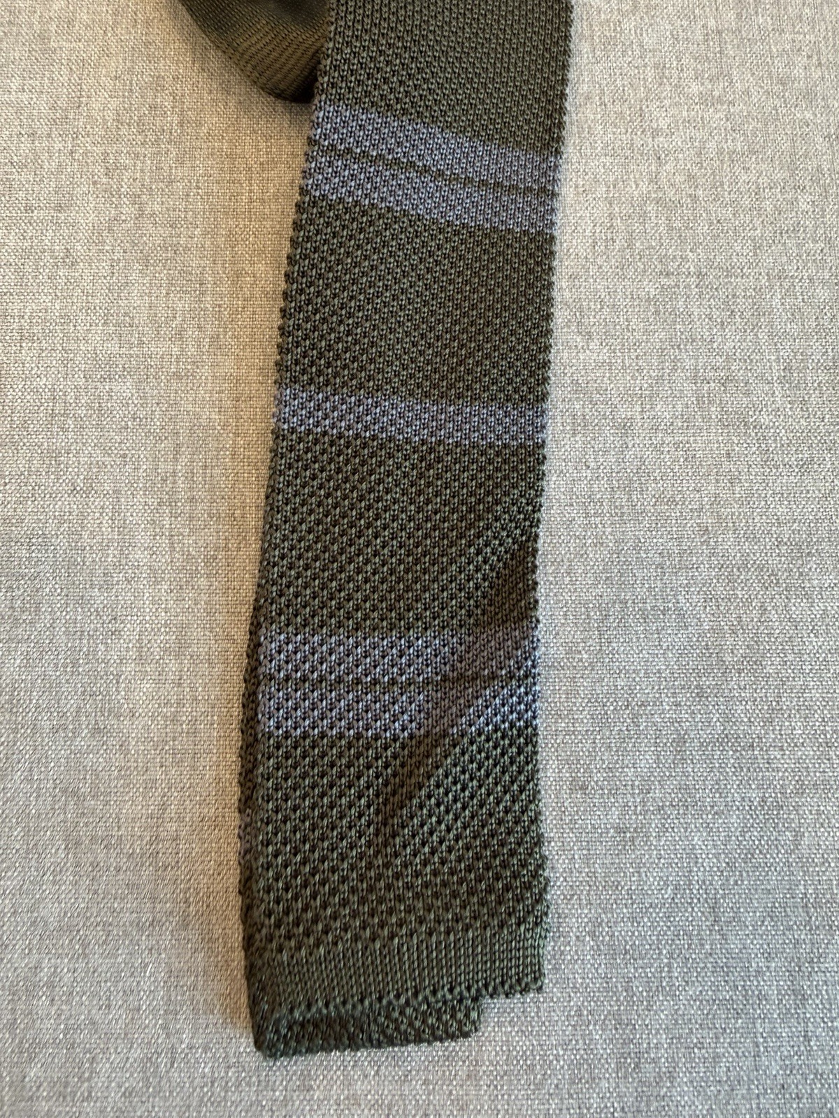 Billy Reid Gray Stripe Green Silk Knit Necktie 2.25 In. Wide