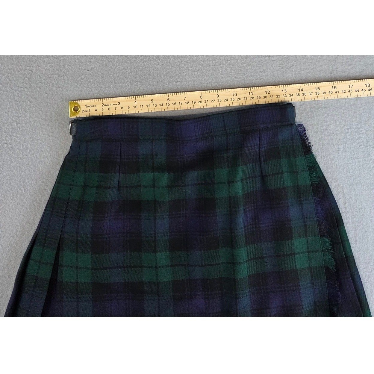 Pringle of Scotland Vintage Plaid Kilt Skirt Women’s Size 8 Dark Academia Preppy