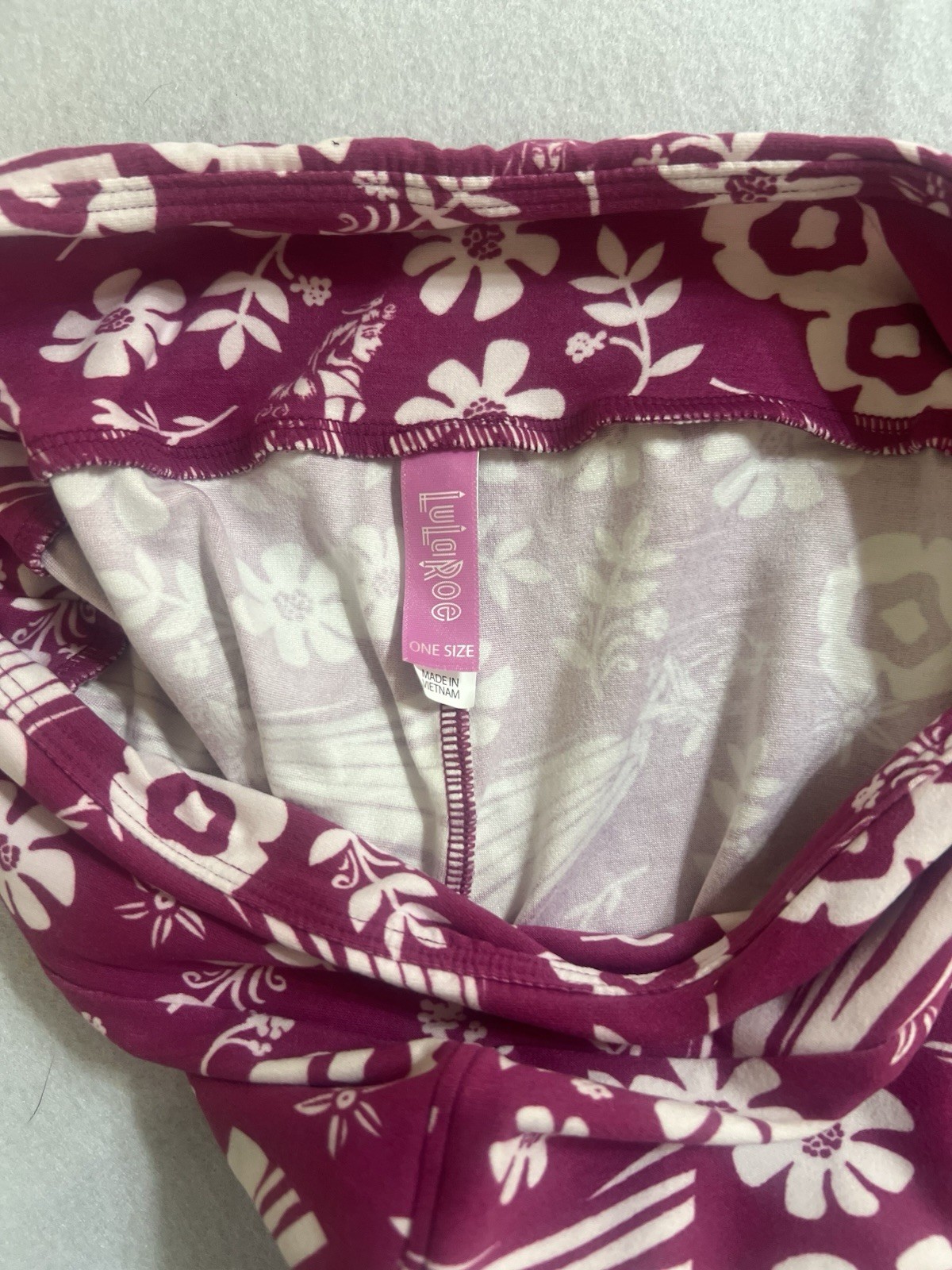 LuLaRoe One Size Leggings Pink Floral Princess Print OS New Without Tags
