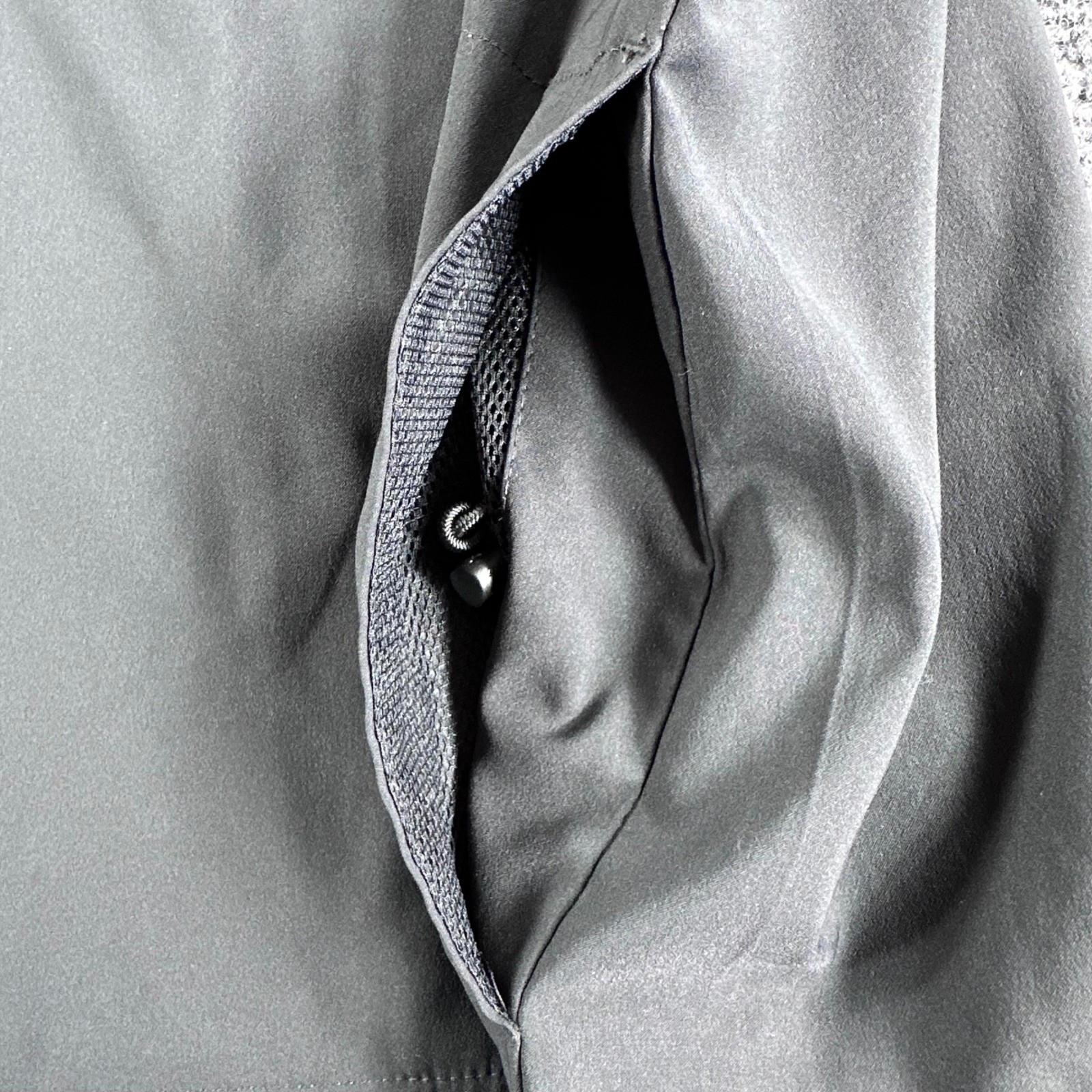 Under Armour Windbreaker Mens XXL 2XL Black Grey Newks Horse Racing Quarter Zip