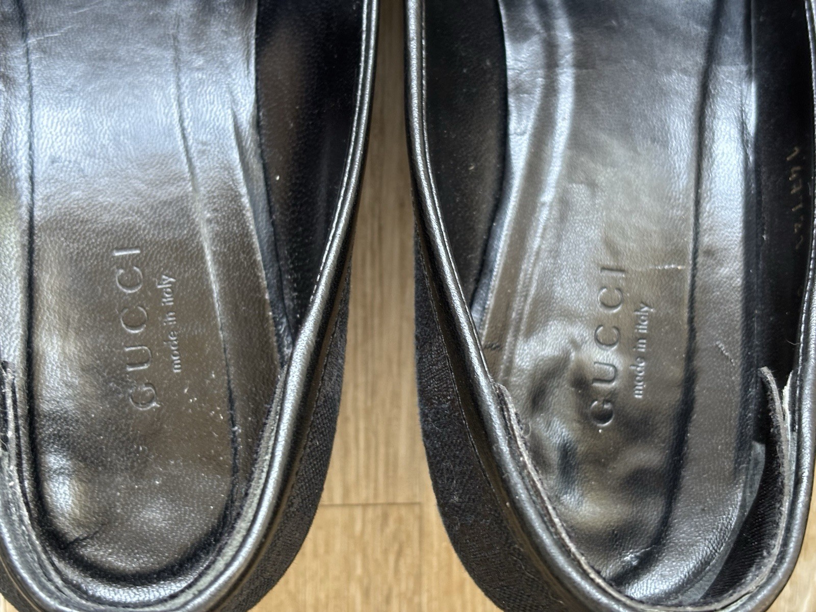 Authentic GUCCI Classic Black Monogram High Heels Pumps Sz 37C