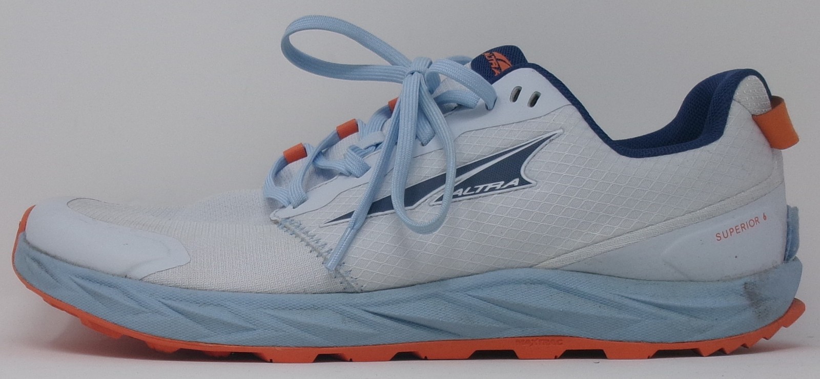 ALTRA Women’s Superior 6 Trail Running Shoe USED