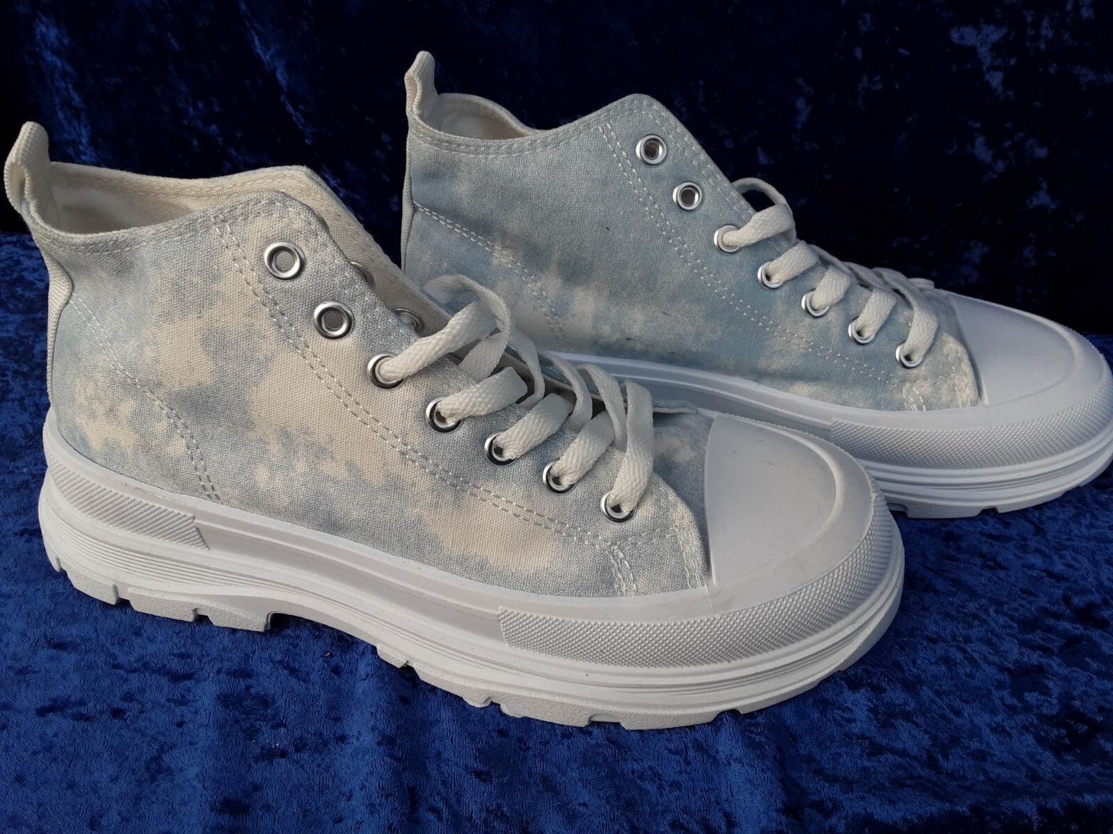 Top Price casual shoe, everyday shoe, sports shoe, sizes: 36,37,38,39,40,41, NEW