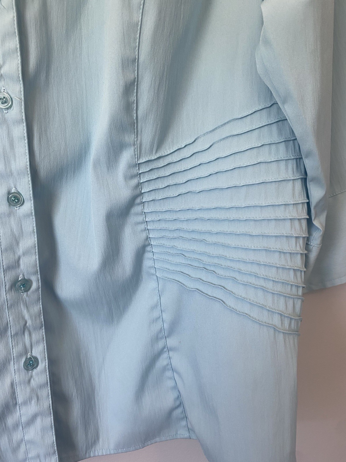 Dress Barn Aqua Blue Button Pin Tuck Blouse 14/16W Tailored Silouette Business