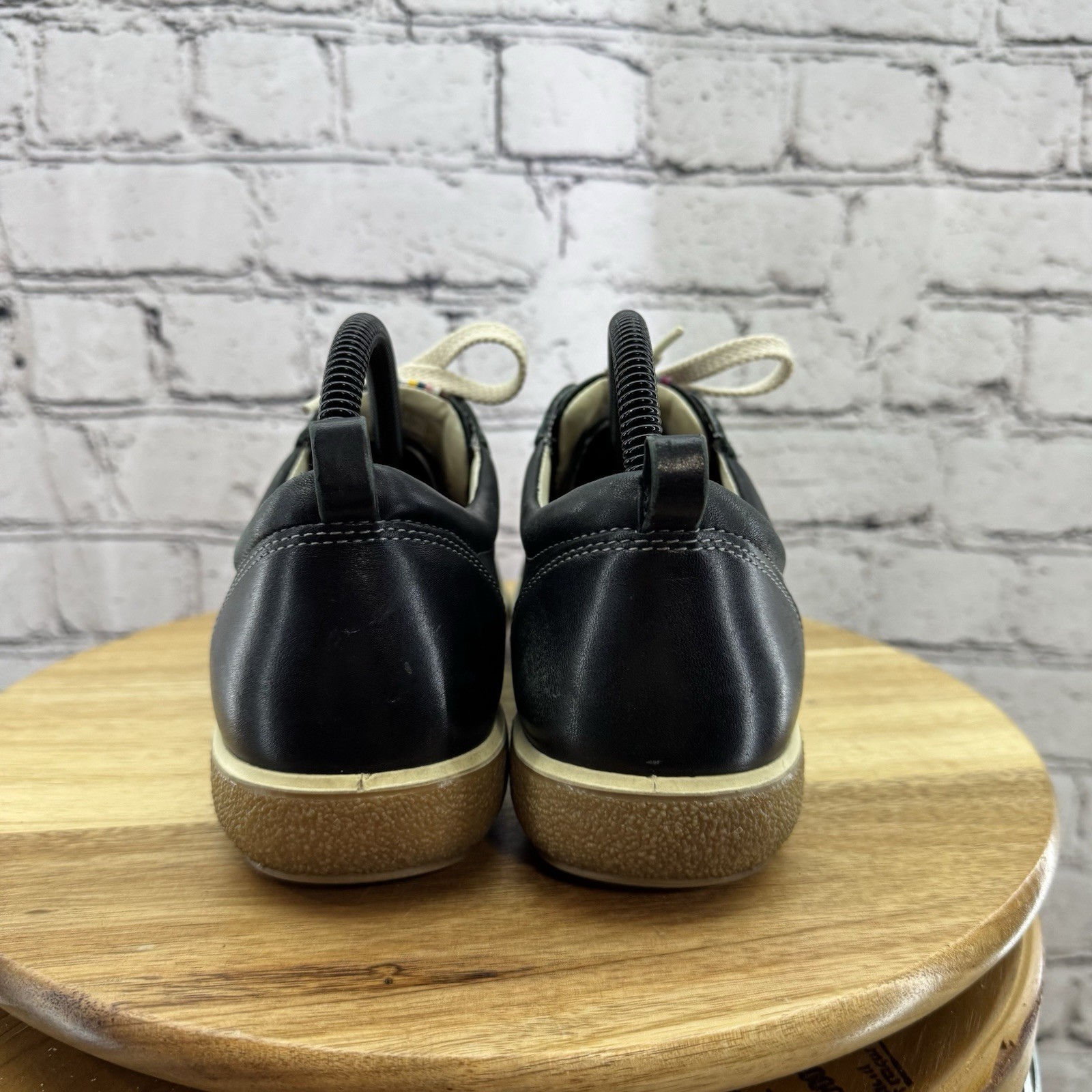 Ecco Chase II Leather Black Lace Up Low Casual Sneaker Women’s Sz EU 40 US 9-9.5