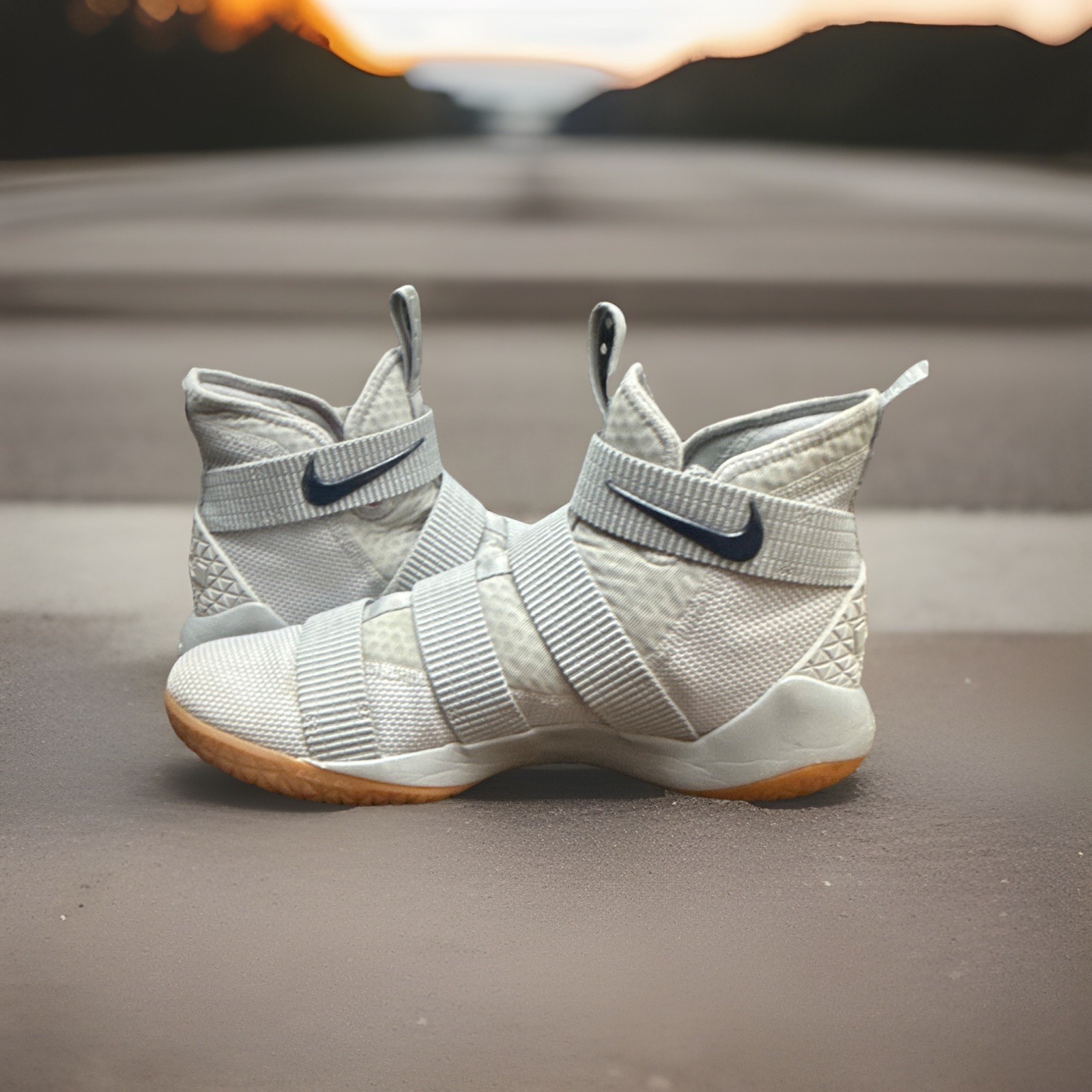 NIKE LEBRON 11 Size 11 (Custom Color Way Grey And Tan With Logo On The Soles