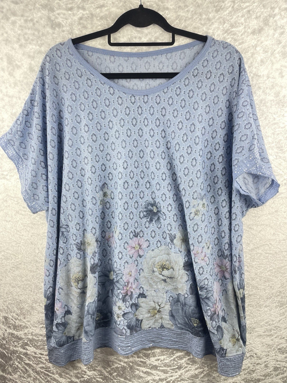 Women’s Made in Italy Blue Fine Knit Fabric One Size Top Sequined Lightweight