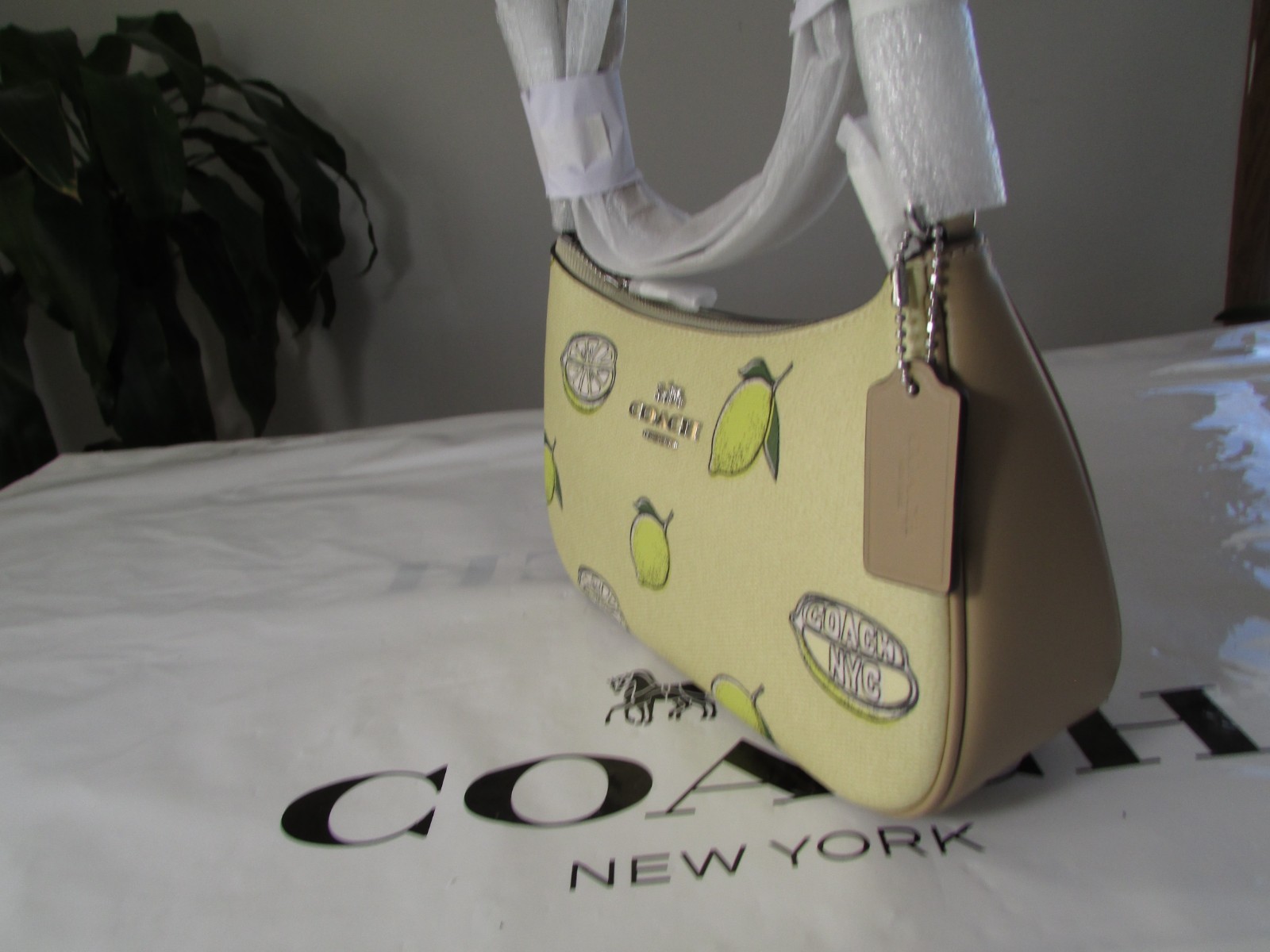 NWT Coach Teri Shoulder Bag With Lemon Print CBA53 Garden Glade Multi