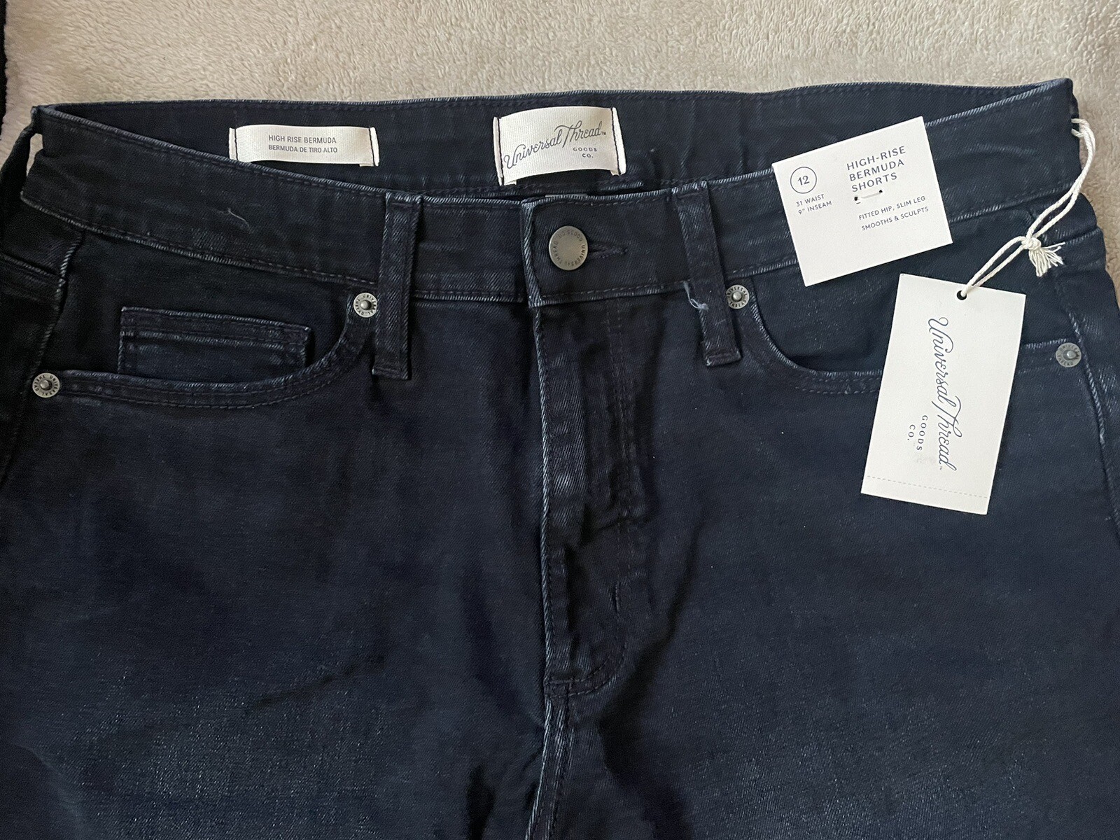 Universal Thread Womens BLACK High Rise Bermuda Jean Shorts Size 12 Slim Leg 31”