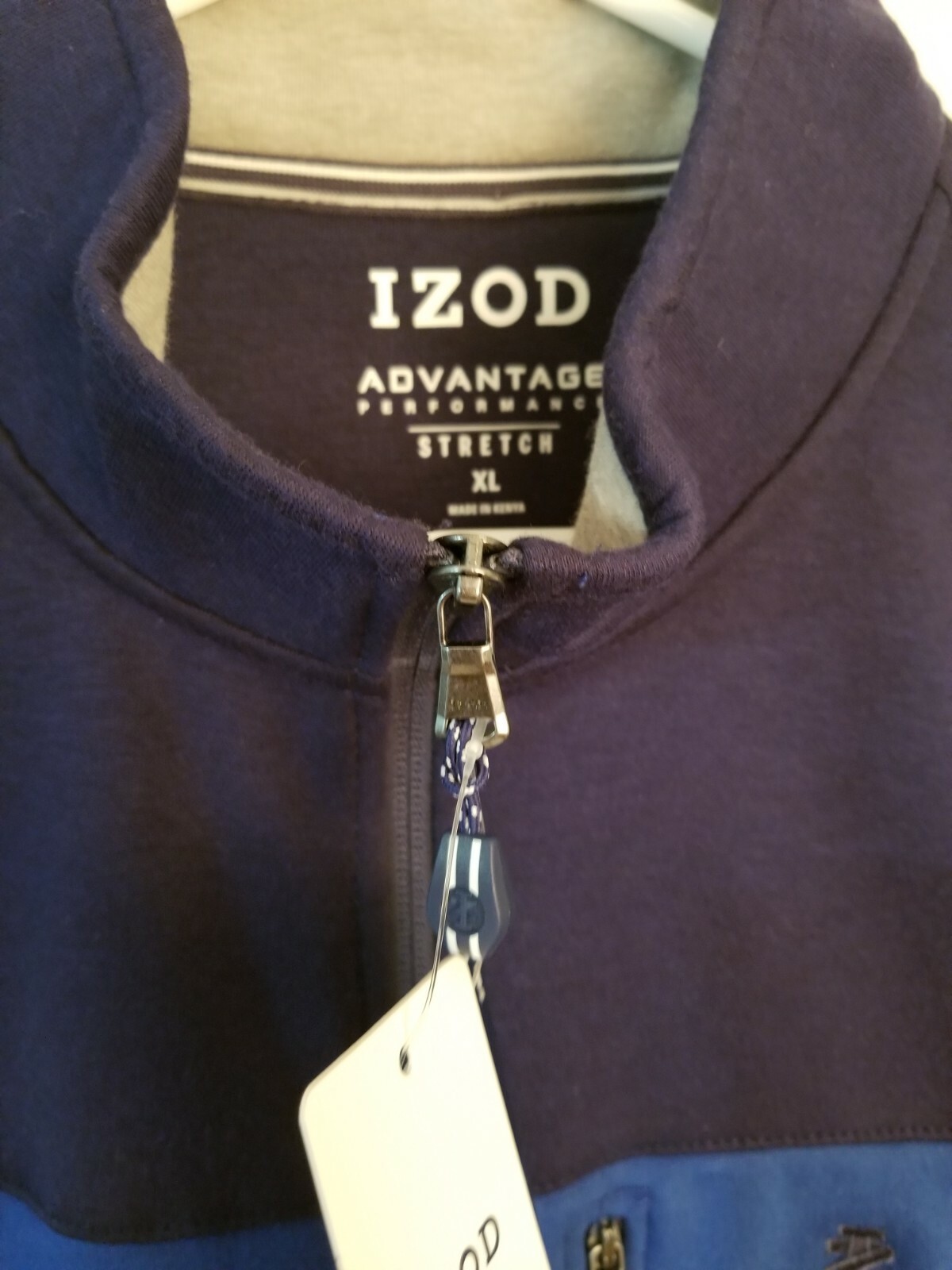 IZOD Advantage Performance Stretch Vest Men SIZE XL, PIT TO PIT 24 IN Blue