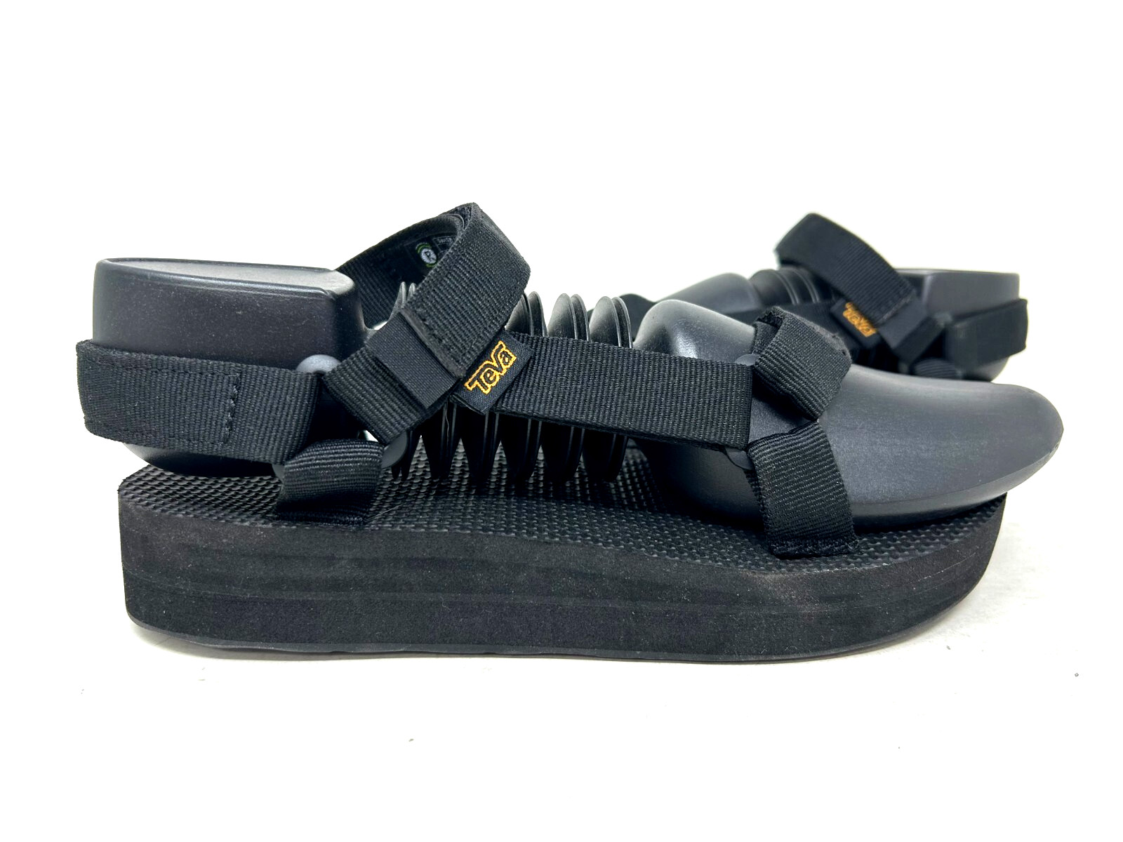 Teva Women’s Flatform Universal Platform Strappy Sandals Black Size:8 119A