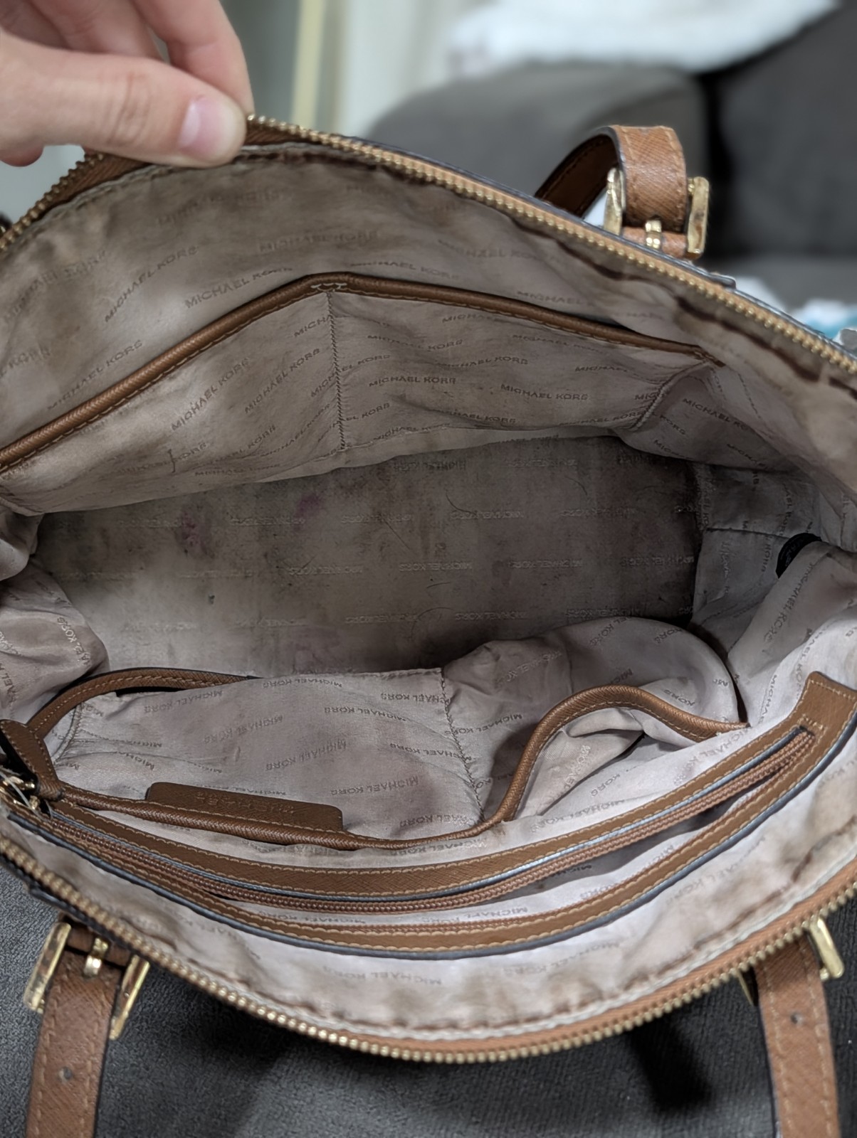 Michael Kors, Jet Set Brown Leather Tote Bag / Purse MK 3052GTTT8L