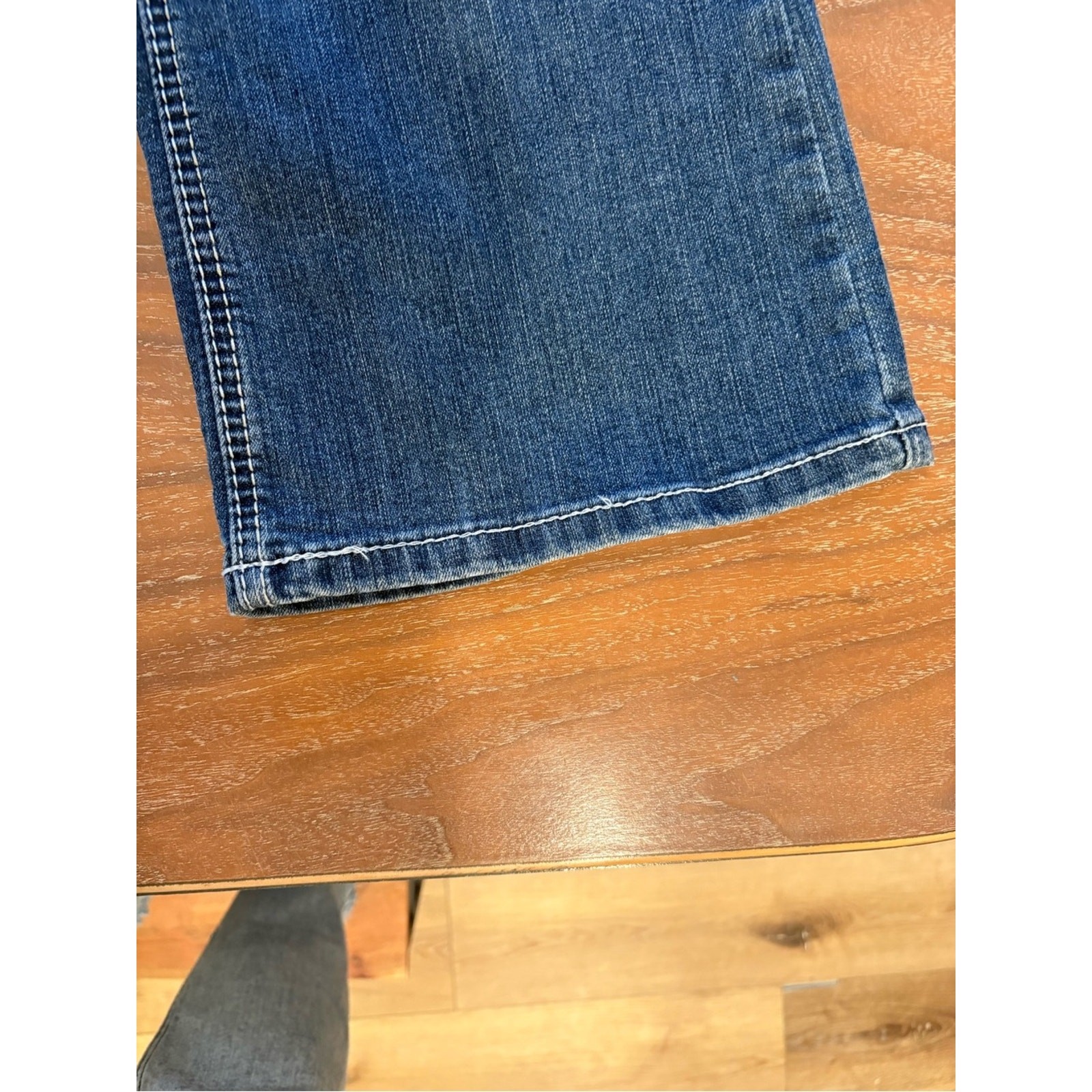 Women’s Ariat R.E.A.L Blue Bootcut Jeans Size 29L