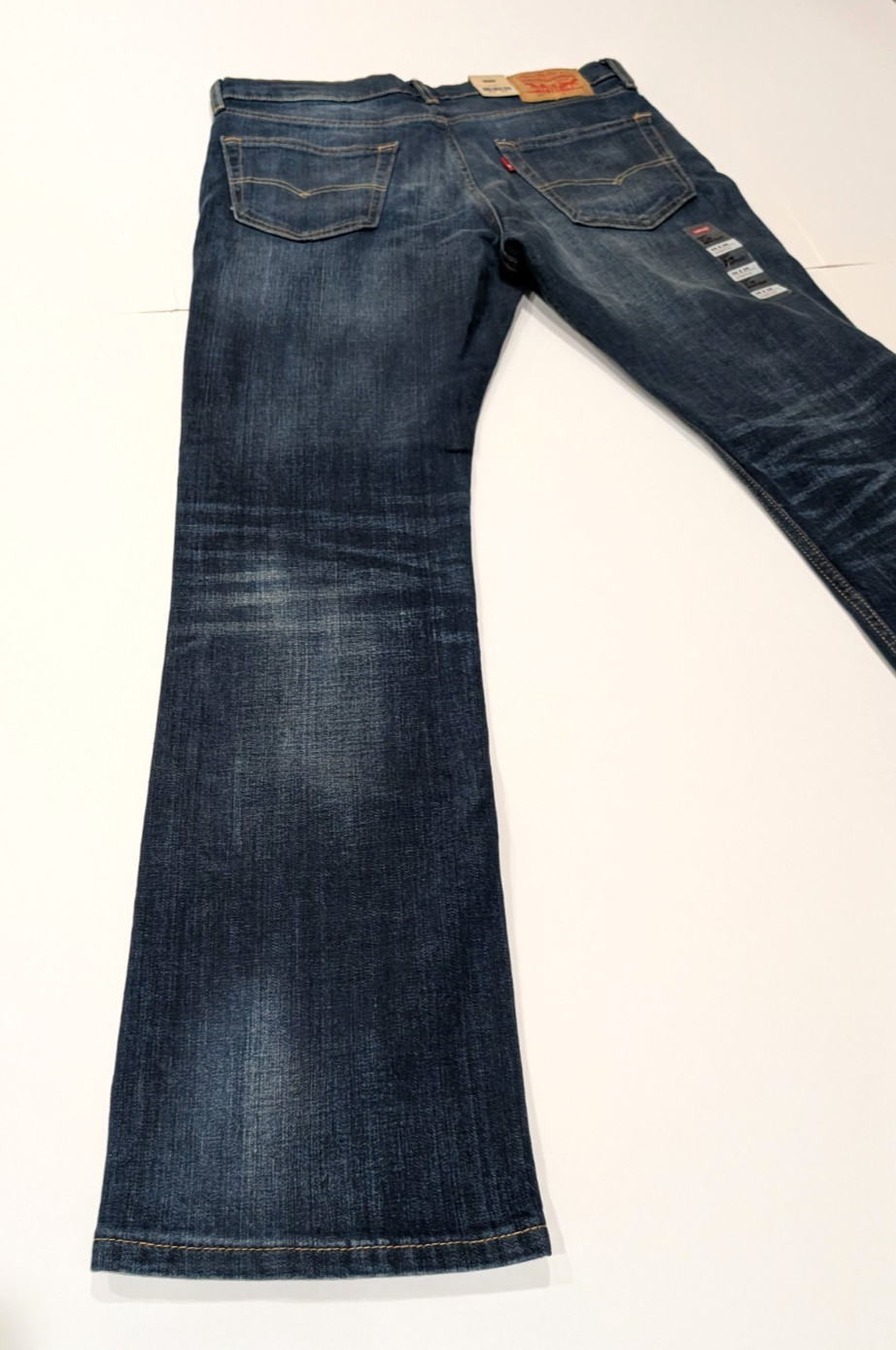 NEW Men’s Levi’s 527 Slim Bootcut Jeans Dark Wash Blue Size 34×34 NWT Ships Free