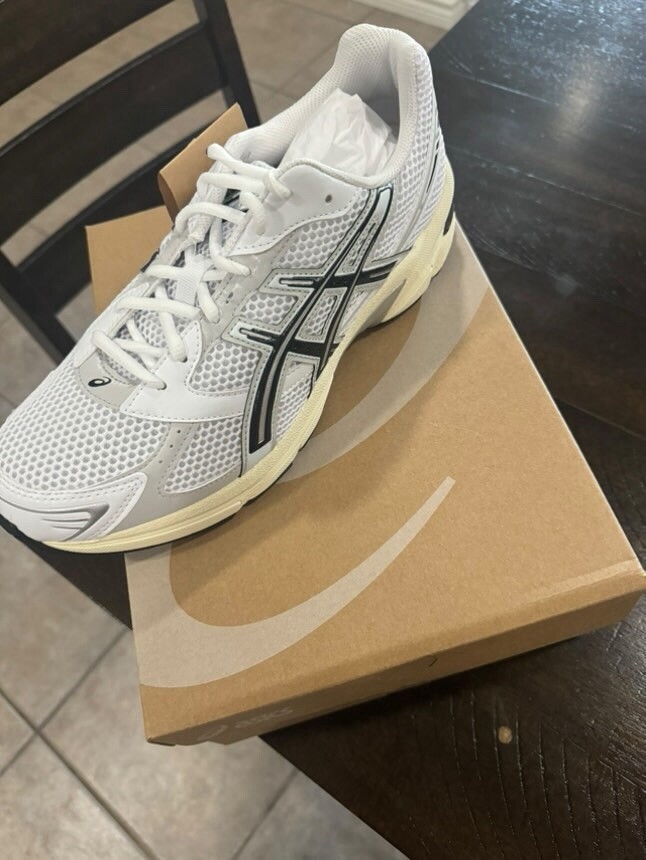 GEL-1130 1201A256-118 WHITE/CLOUD GREY