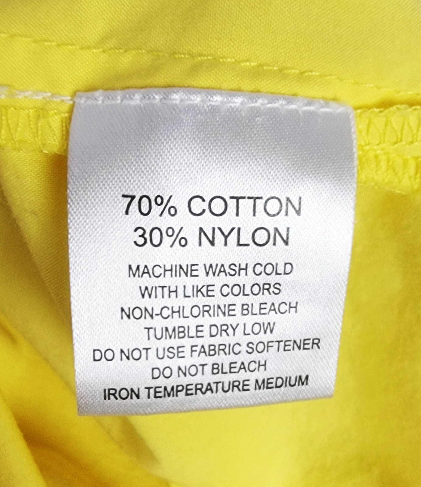 Crew Tech Yellow Nanotex UPF 40 Button Front Shirt Men’s Size Large