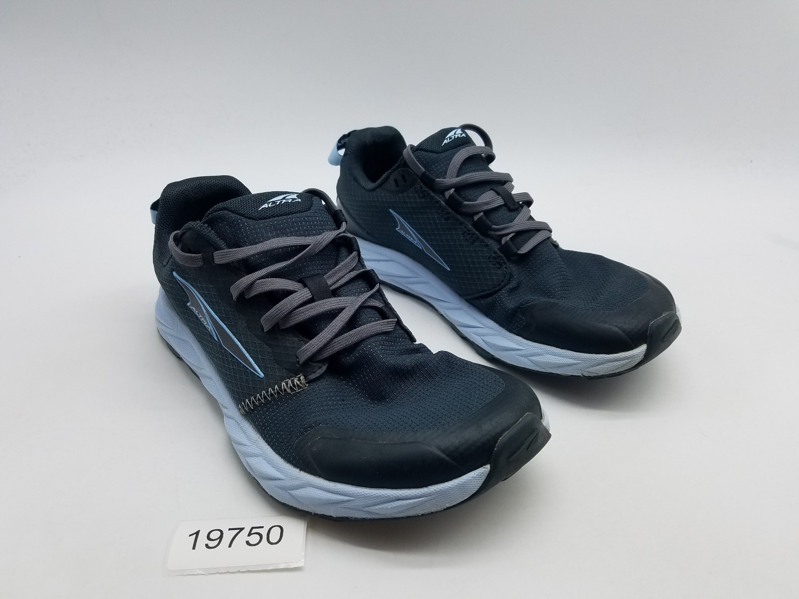 Altra Superior 6 Women’s Size 7 Running Shoes Black Dark Gray Foot Shape
