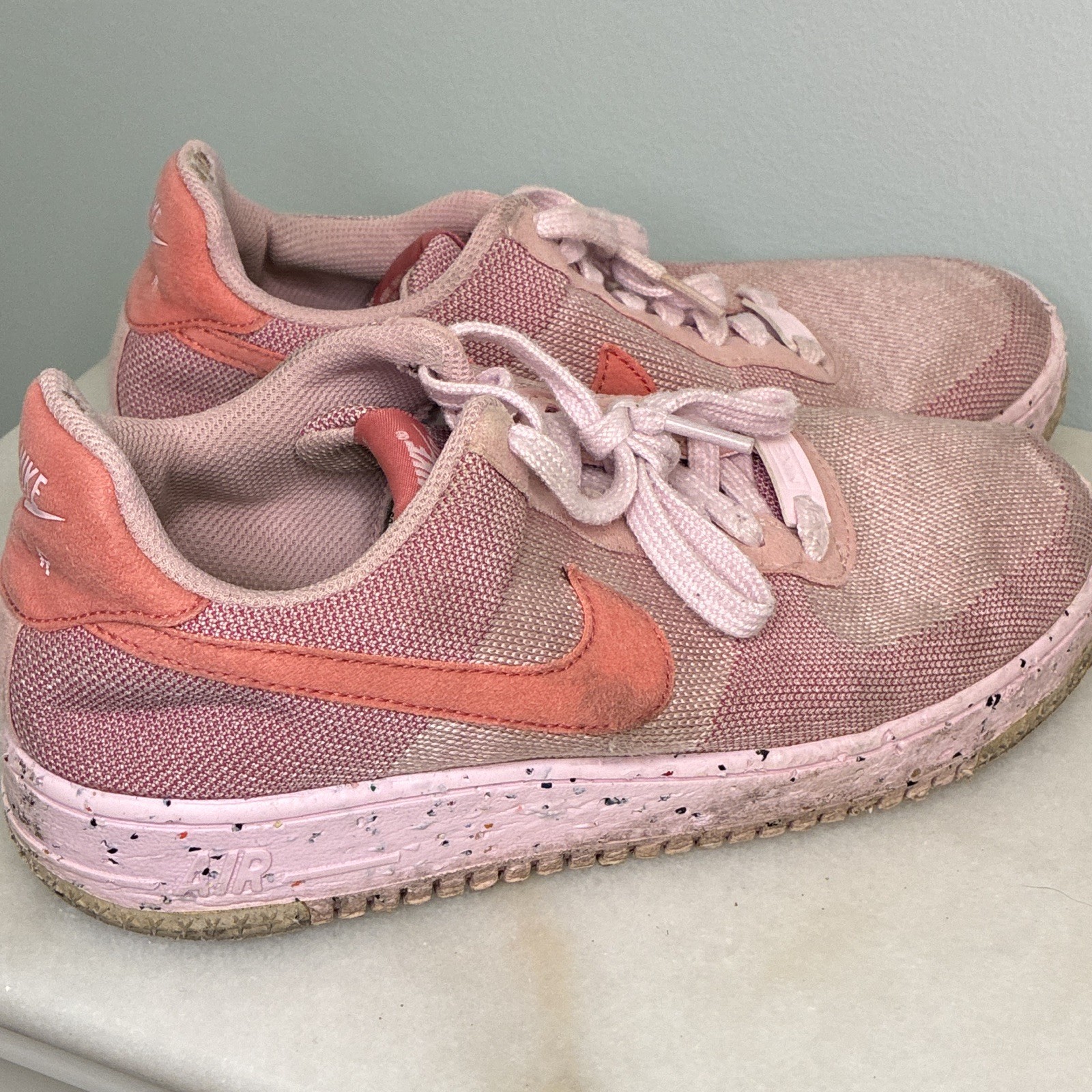 Nike Air Force 1 Women’s Pink Glaze FlyKnit Low Top Lace-Up DC7273-600