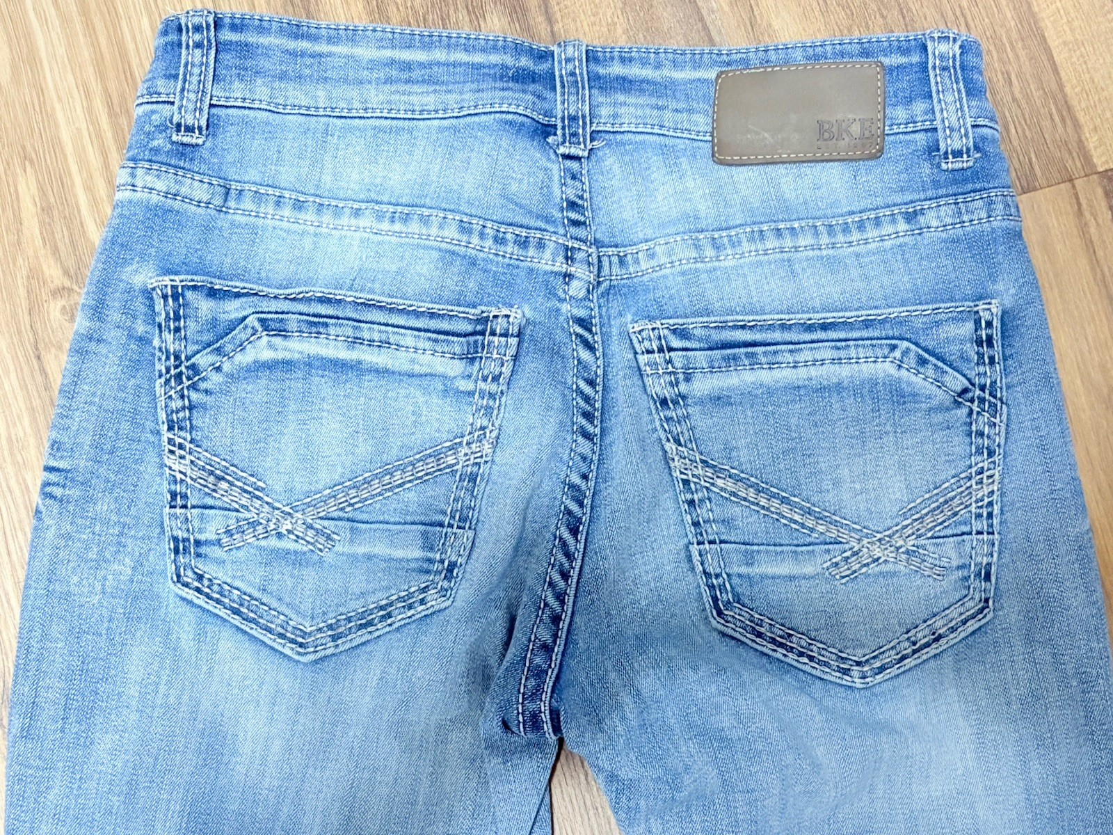 BKE Buckle Alec Slim Straight Jeans Men’s Stretch Medium Wash Distressed Denim