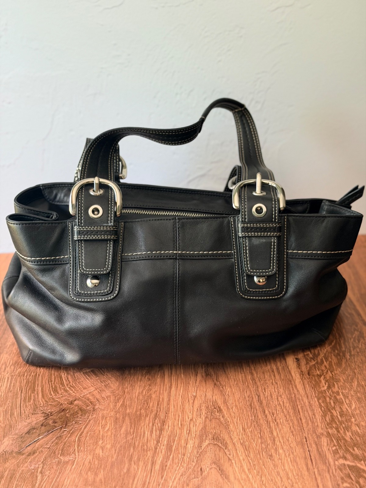 Coach F13732 Black Leather Hamptons Pleated Tote Shoulder Bag Purse Medium