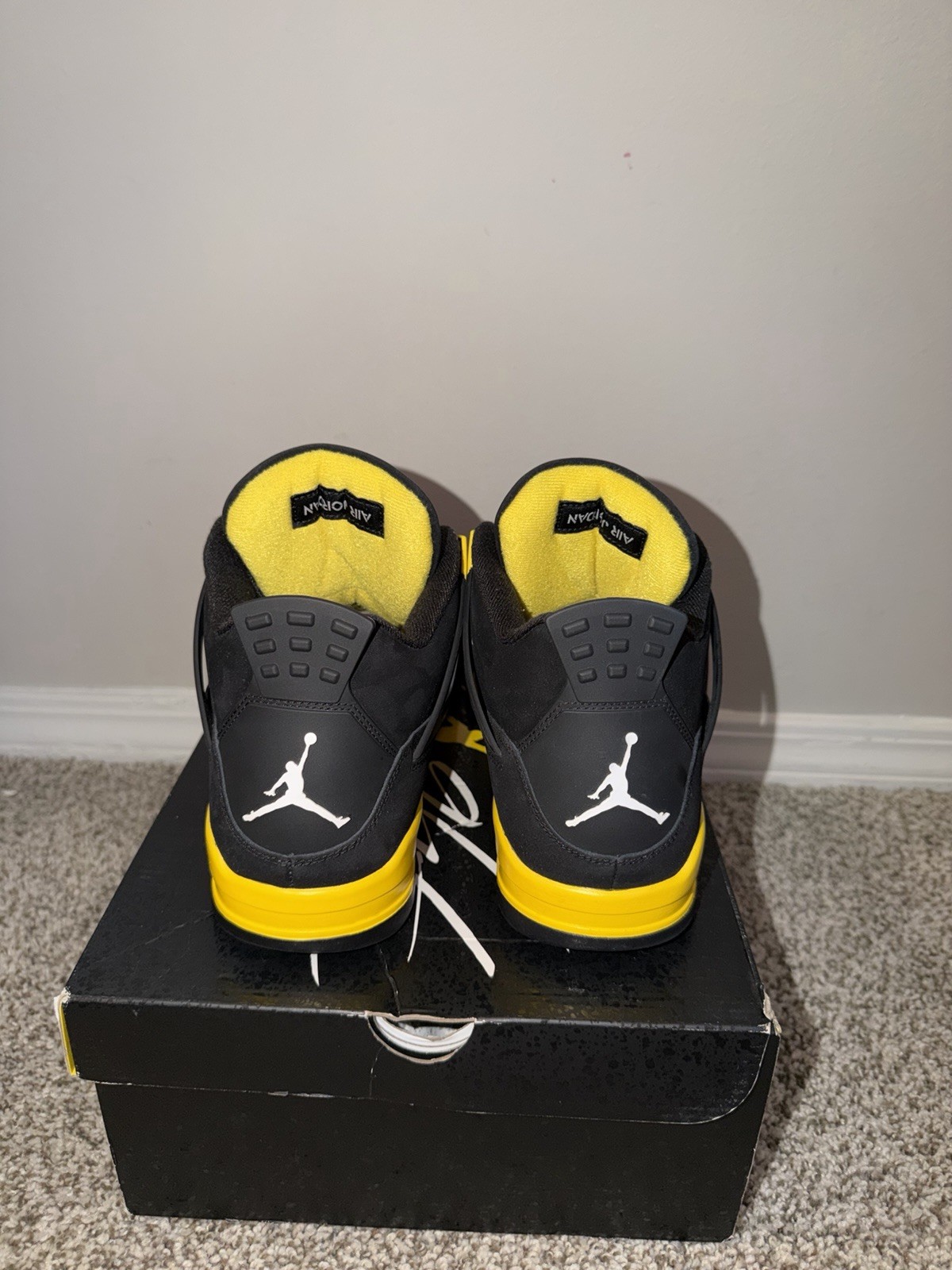 Jordan Air Jordan 4 Men’s Mid Top Basketball Sneakers Black/Yellow Colorblock