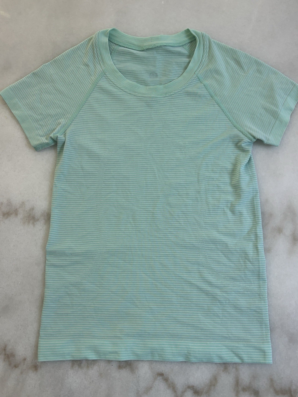 Lululemon Swiftly Tech Short-Sleeve Shirt 2.0 Waist, size 0