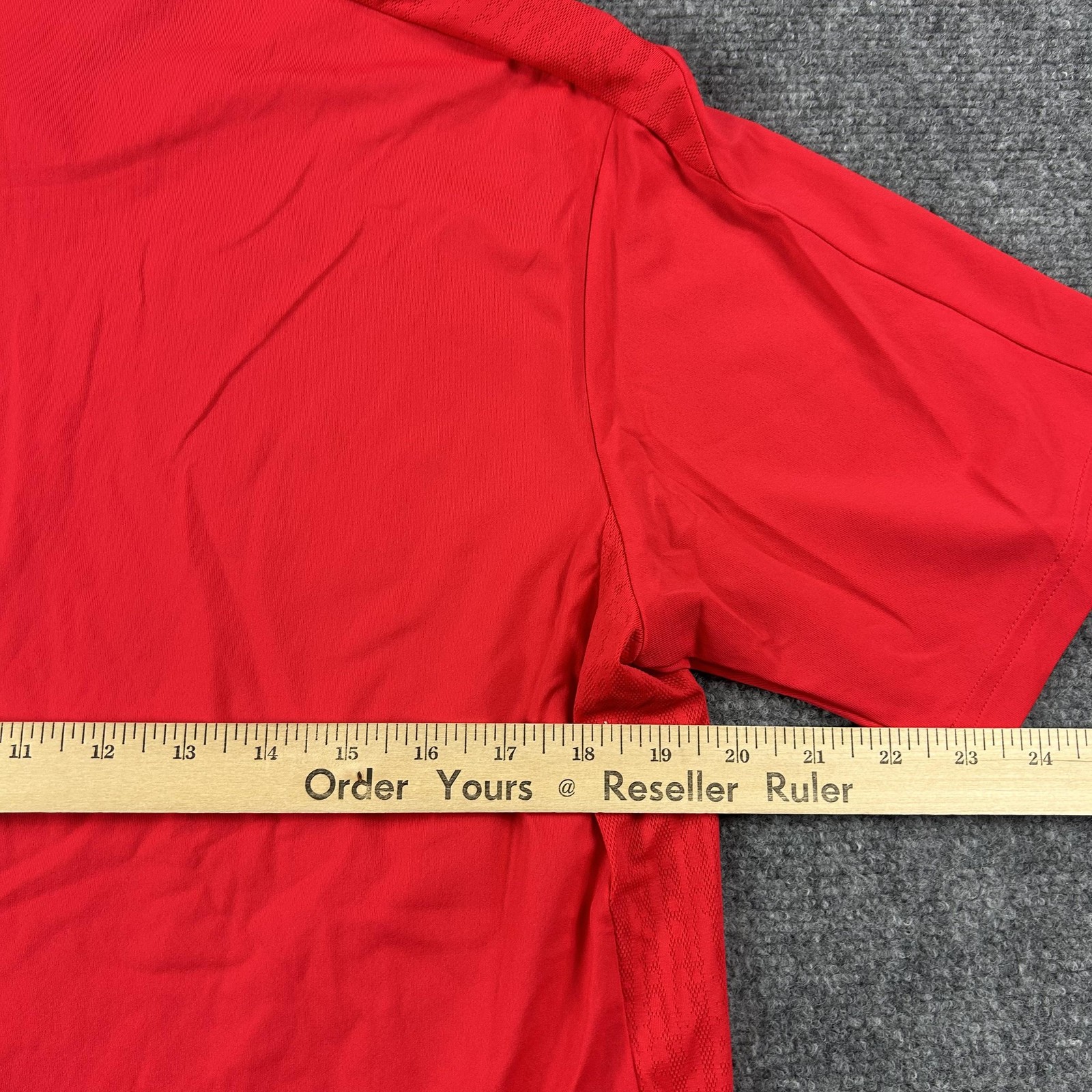 Adidas Shirt Mens Medium Red D4T INT Tee Training Lightweight Athletic Top