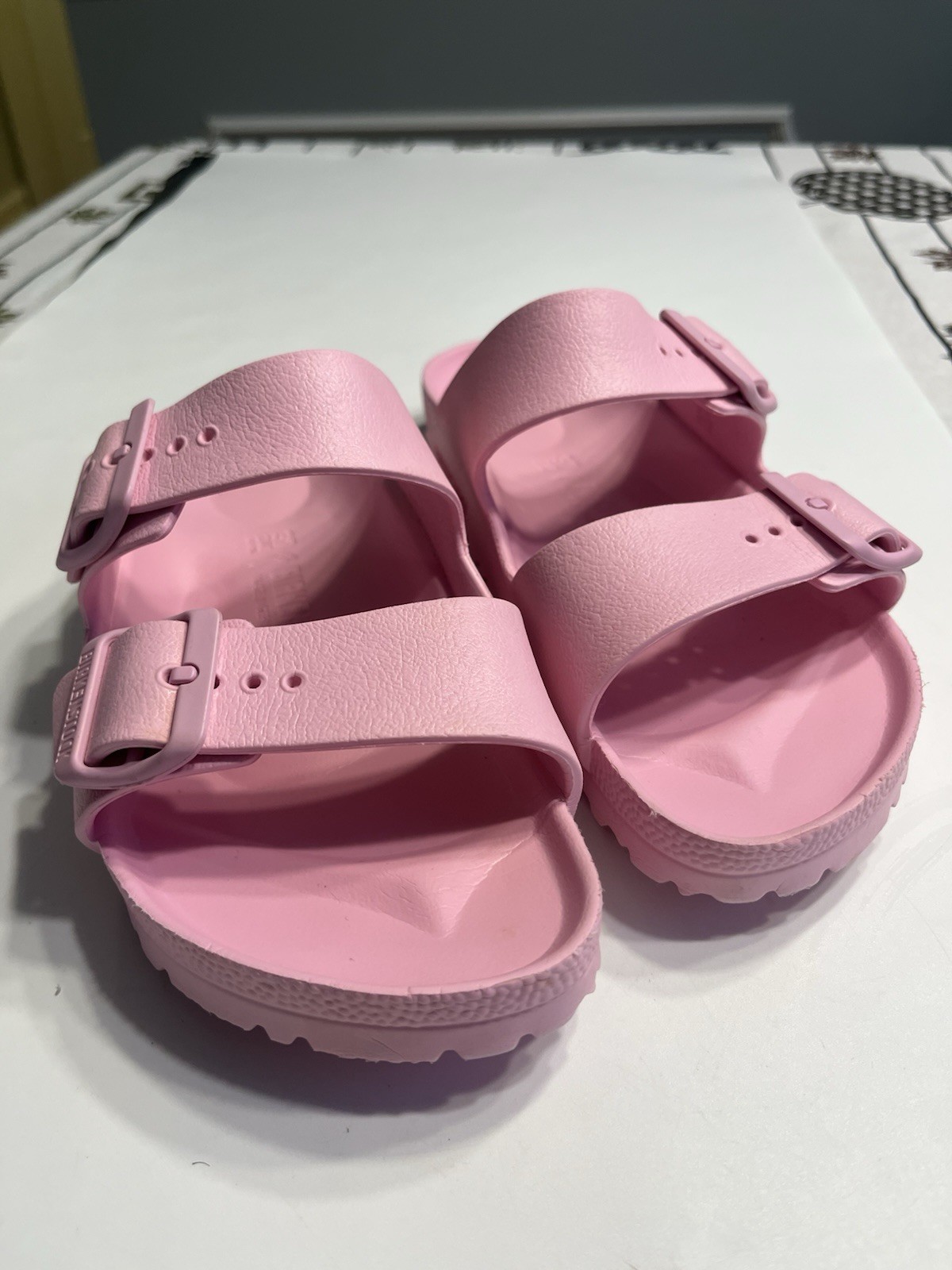 Birkenstock Women Arizona Essentials EVA Sandals Pink Rubber Size 37 US 6