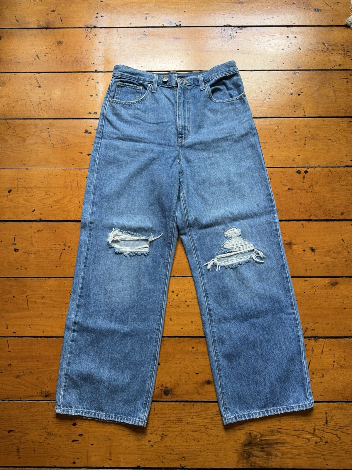 Levi’s High Waisted Straight Leg Distressed Blue Jeans 30Wx29L