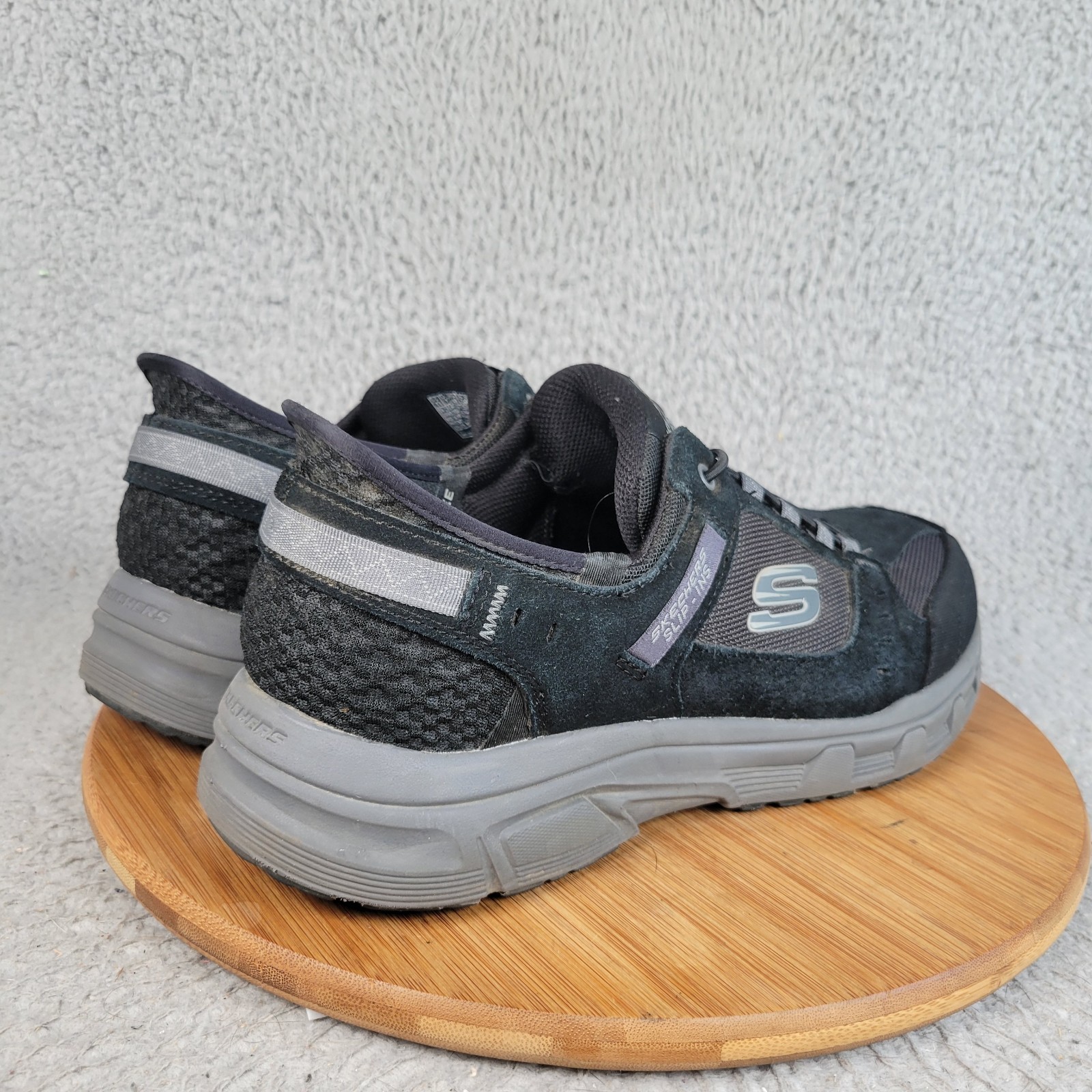 Skechers Hands Free Slip-ins Relaxed Fit: Oak Canyon Black/Charcoal 11 X-Wide