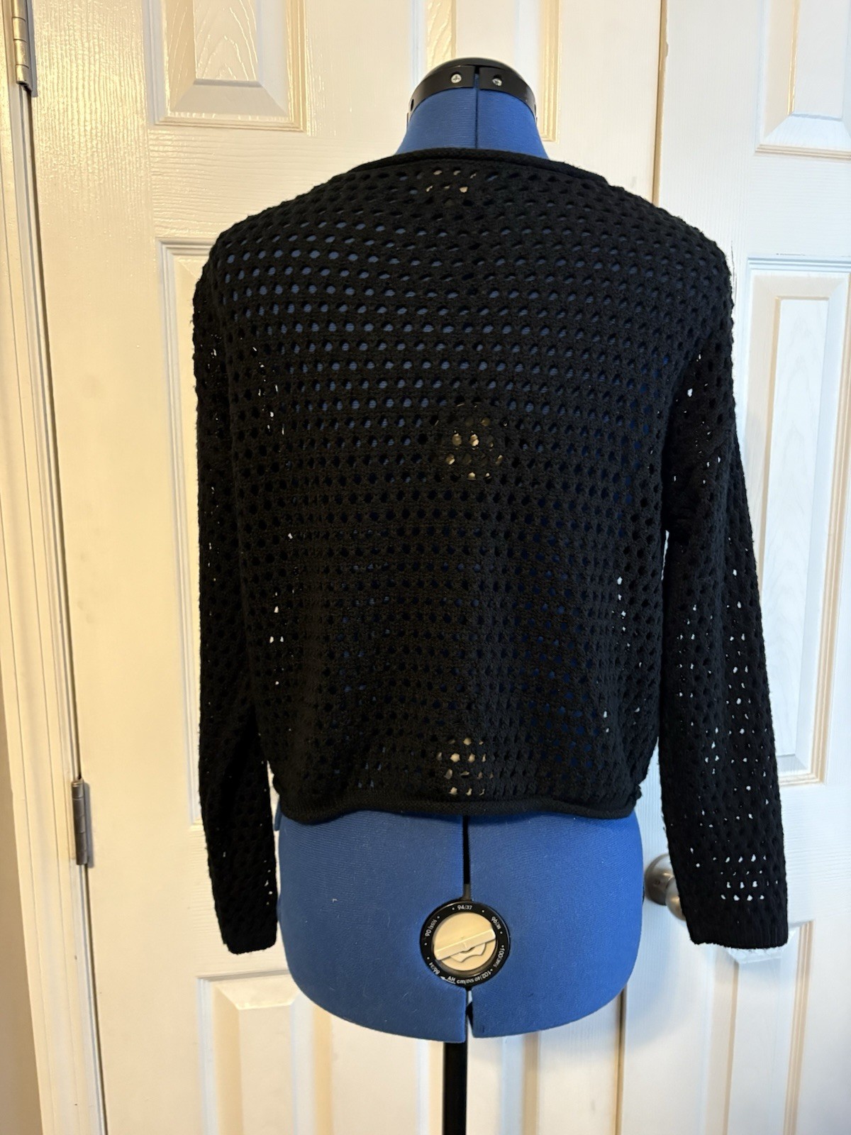Major Women’s Black Open-Knit Crew Neck Long Sleeve Lightweight Pullover S