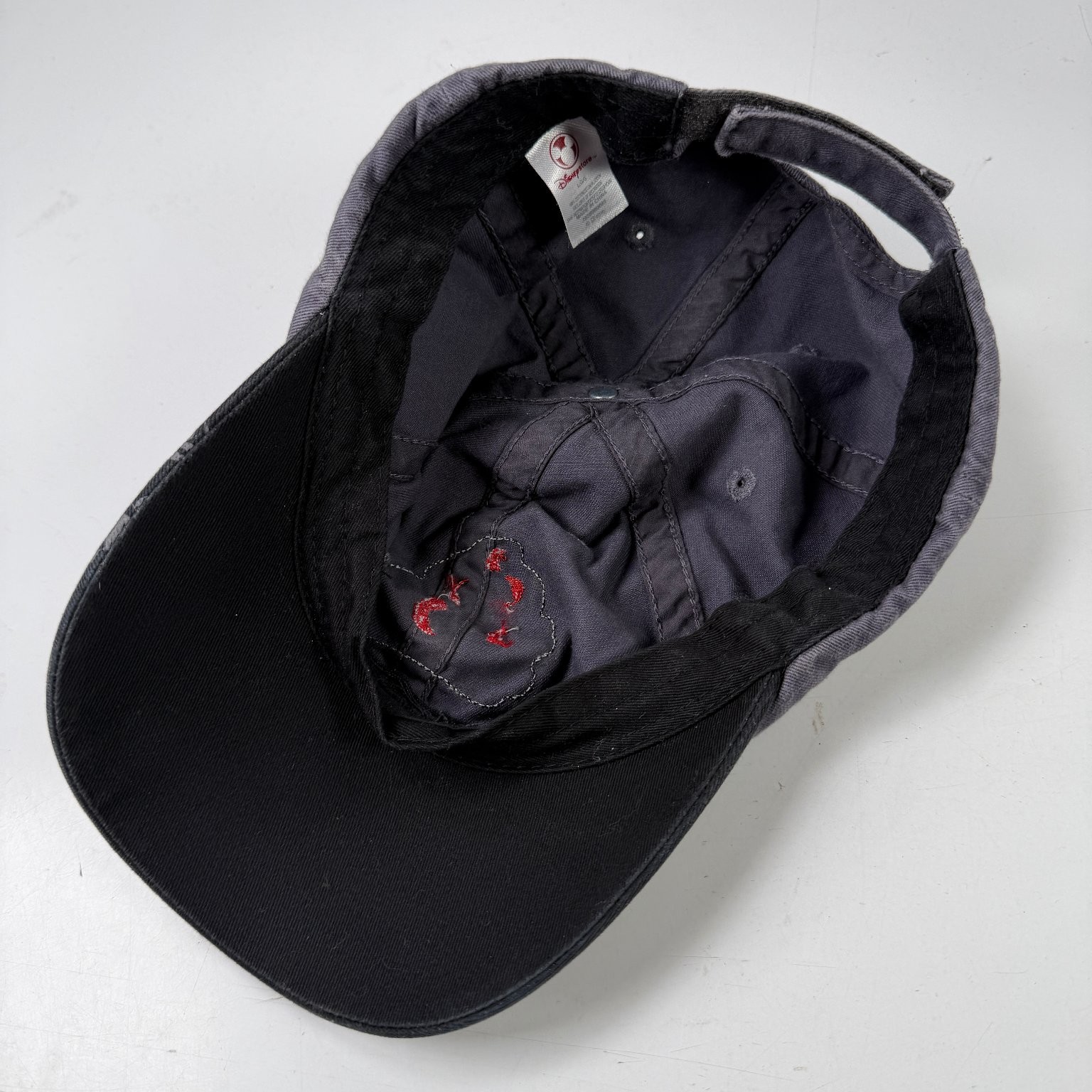 Disney Store Pirates Caribbean Skull Crossbones Baseball Hat Men’s L/G