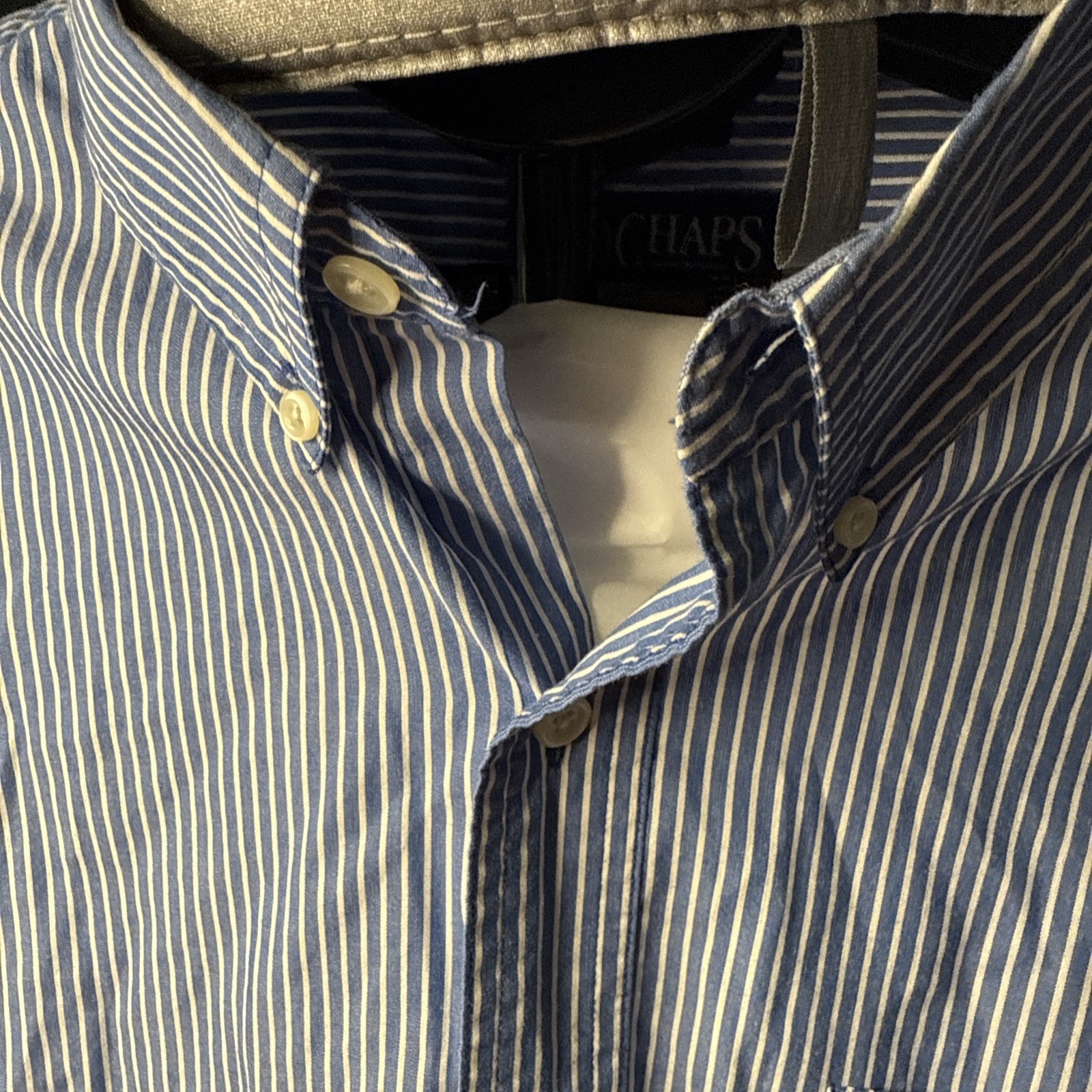 Chaps Men’s L Blue White Striped Button Down Long Sleeve Easy Care Shirt