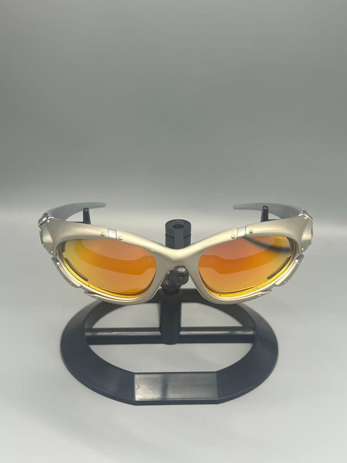Retro Oakley Plate Silver Frame Orange Lens Y2K Futuristic Shades