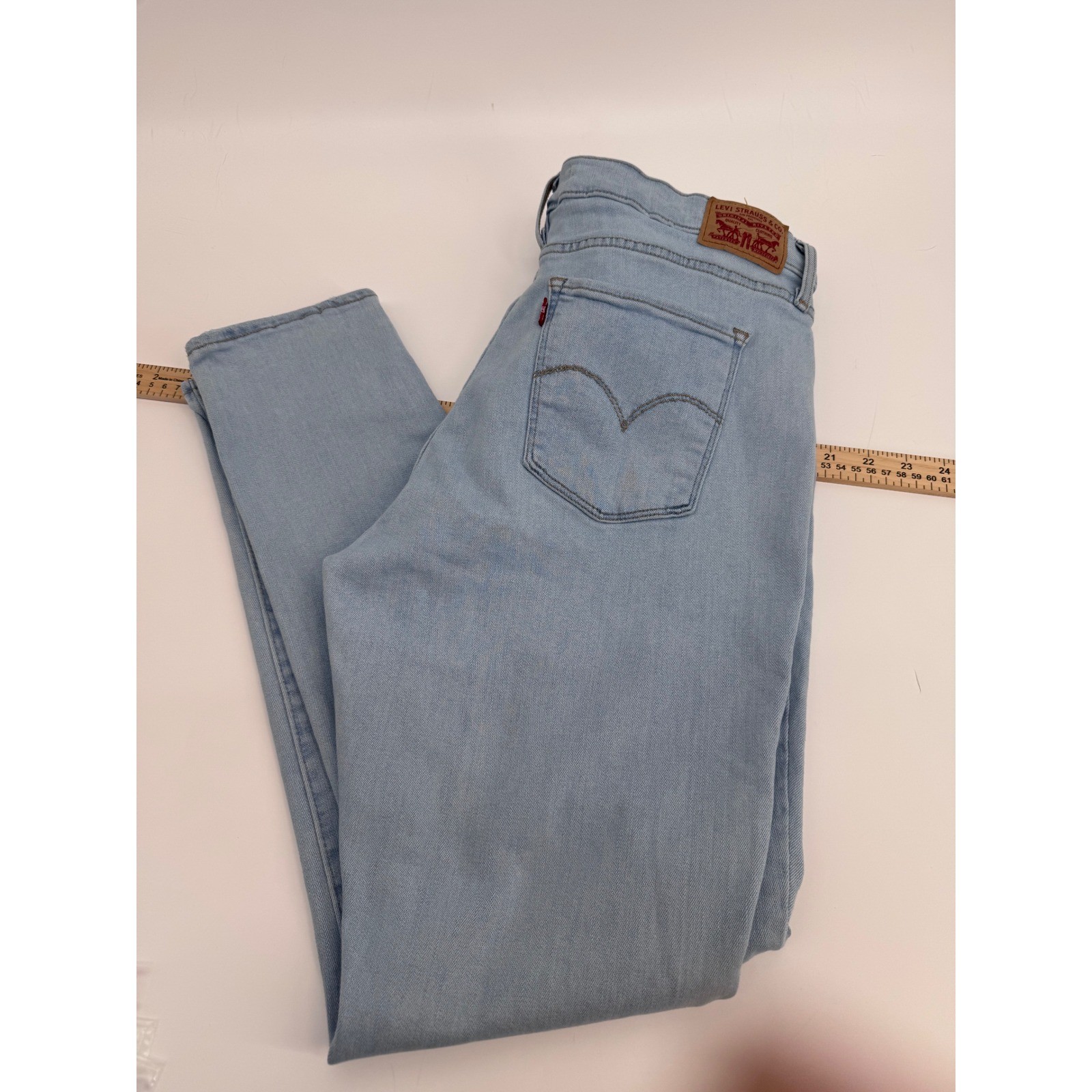 Levis 311 Shaping Skinny Jeans Light Wash Blue Denim W33 L30 19626-0321