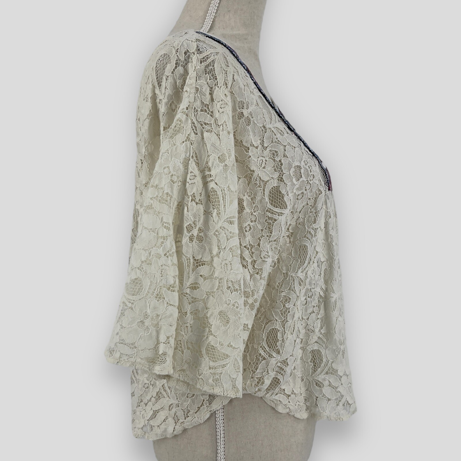 Flying Tomato Poncho Blouse Womens Short Sleeve Lace Batwing Bohemian Top Medium