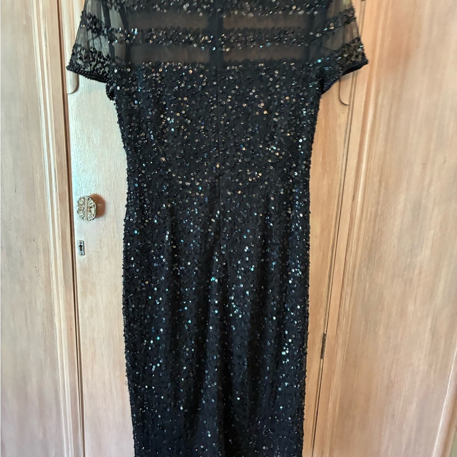 NWT Adriana Papell black sequin cocktail dress size 4