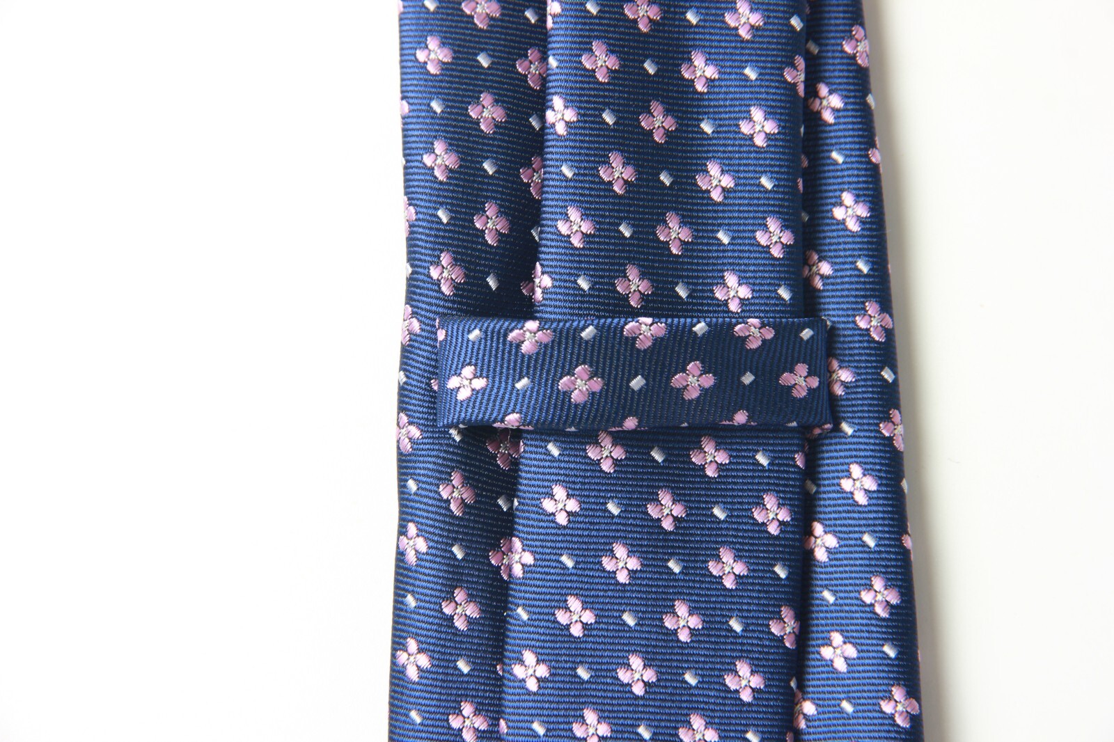 New Classic Polka Dot Blue Pink JACQUARD WOVEN 100% Silk Men’s Necktie Tie