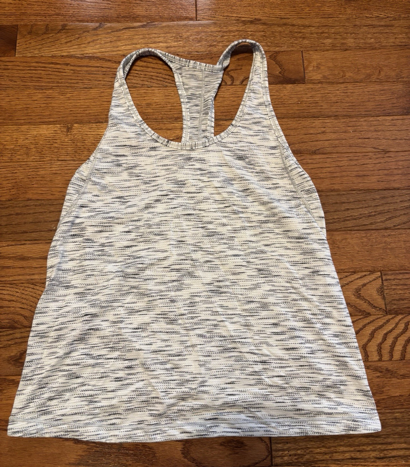 Lululemon White Black Gray Tank Top Shirt Women’s Size 4